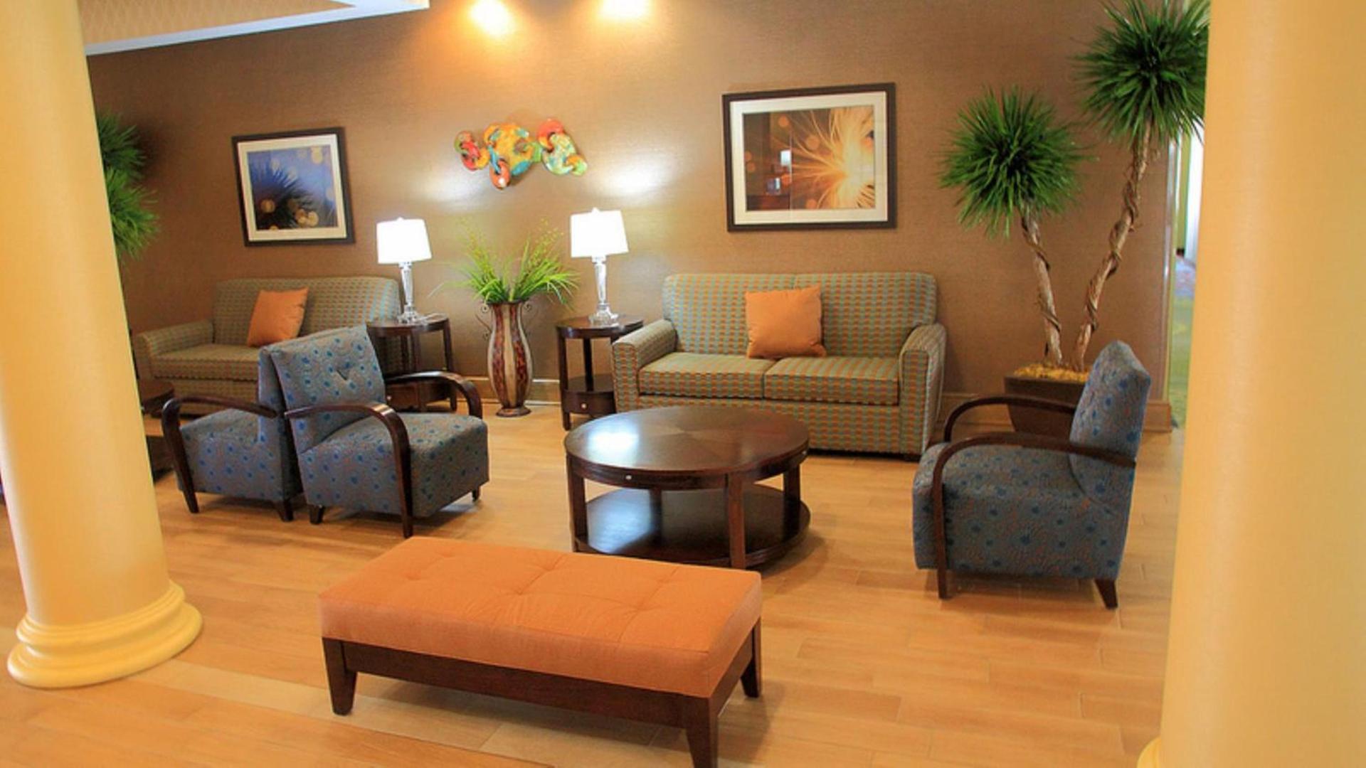 Holiday Inn Express and Suites Bossier City Louisiana Downs by IHG photo 25