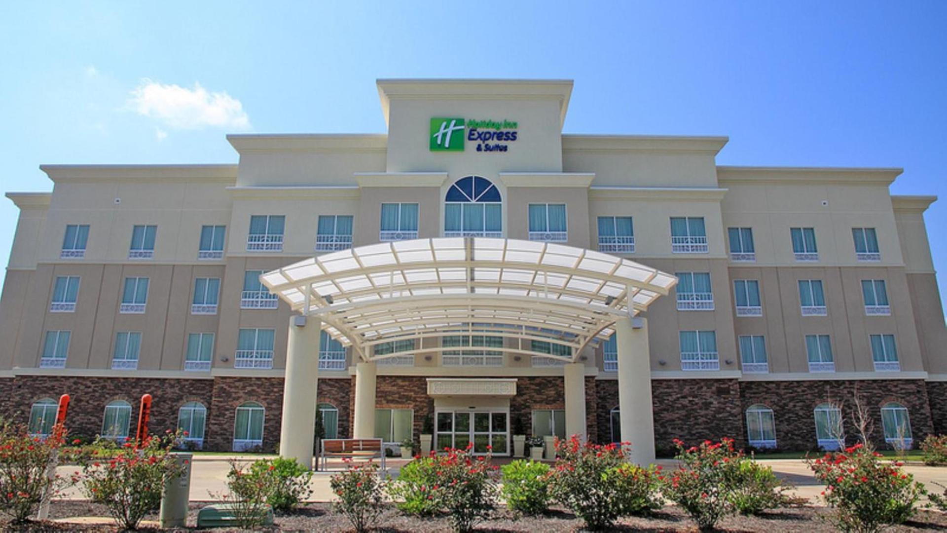 Holiday Inn Express and Suites Bossier City Louisiana Downs by IHG photo 26