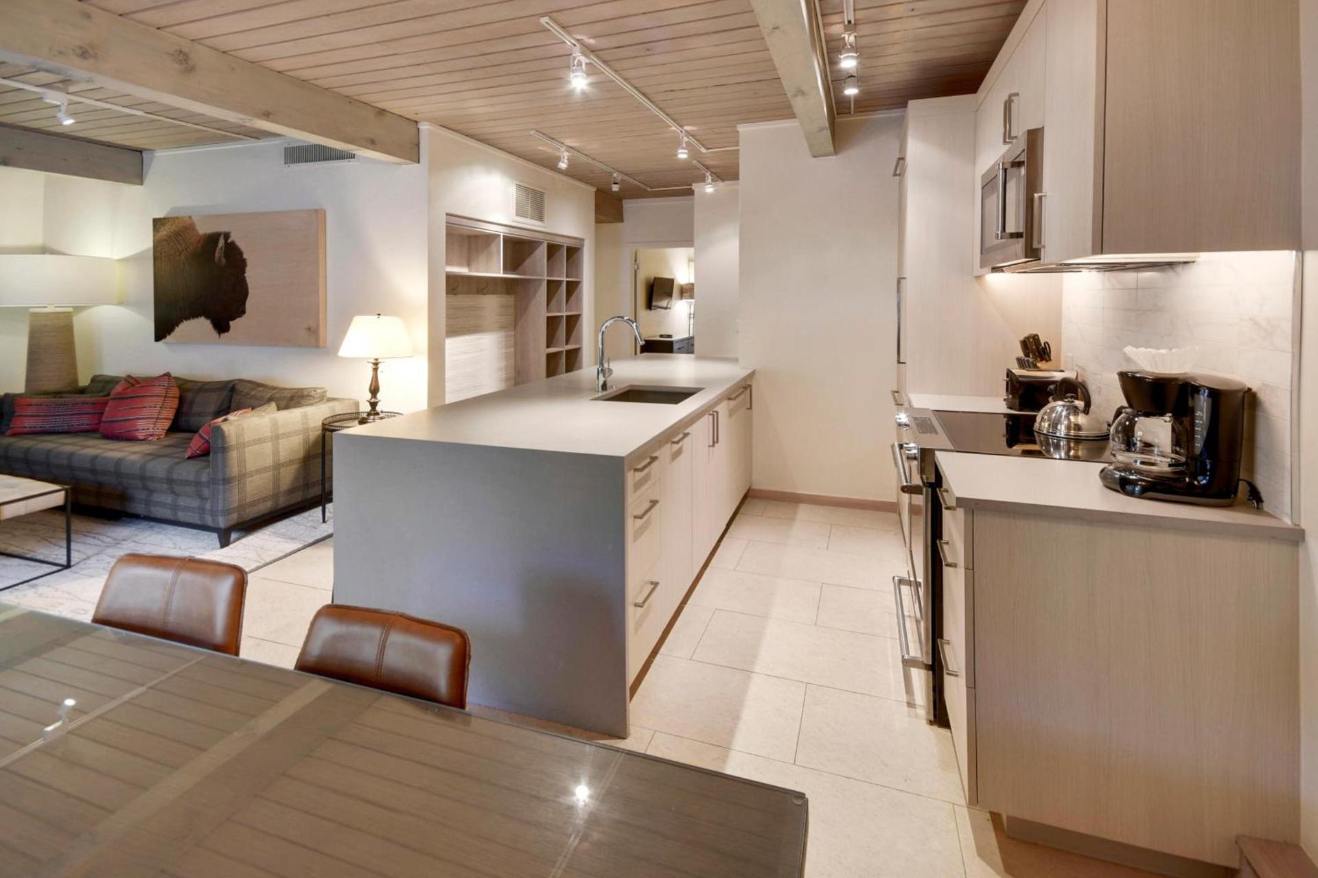 Aspen Square Condominium Hotel photo 37