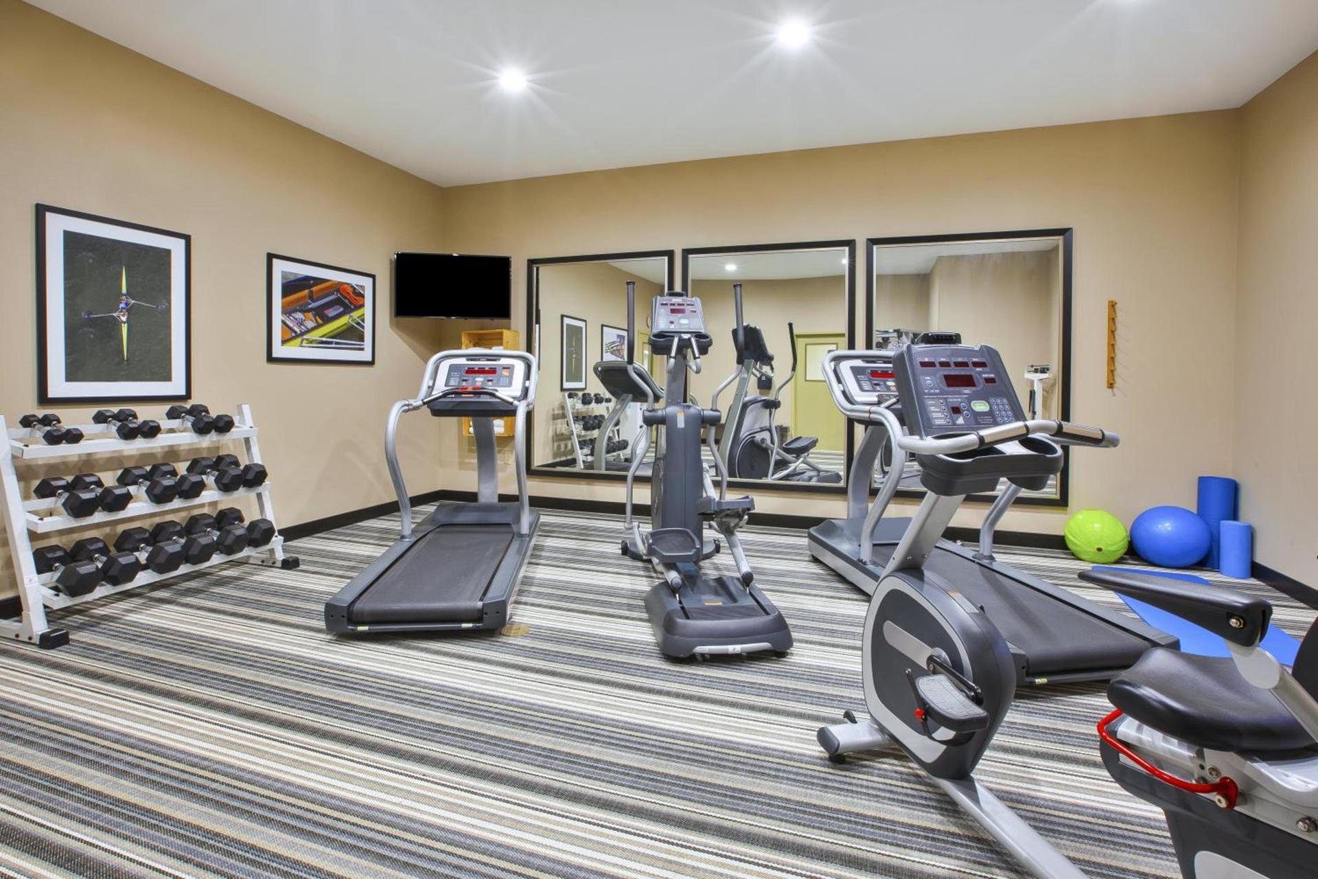 Candlewood Suites MORGANTOWN-UNIV WEST VIRGINIA by IHG photo 18