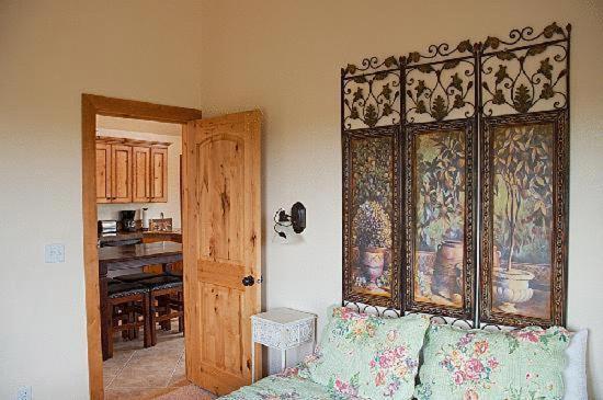 Stone Canyon Inn photo 15