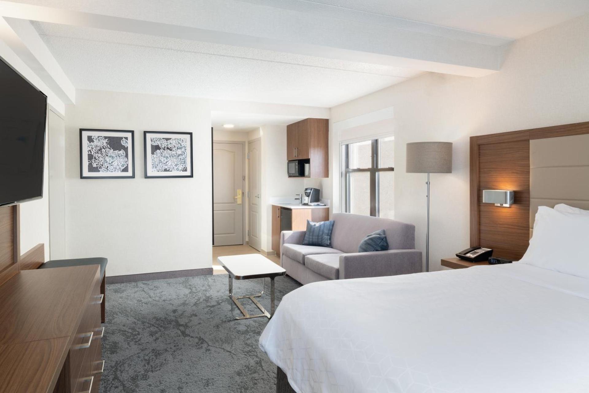 Holiday Inn Express & Suites Boston - Cambridge by IHG photo 34