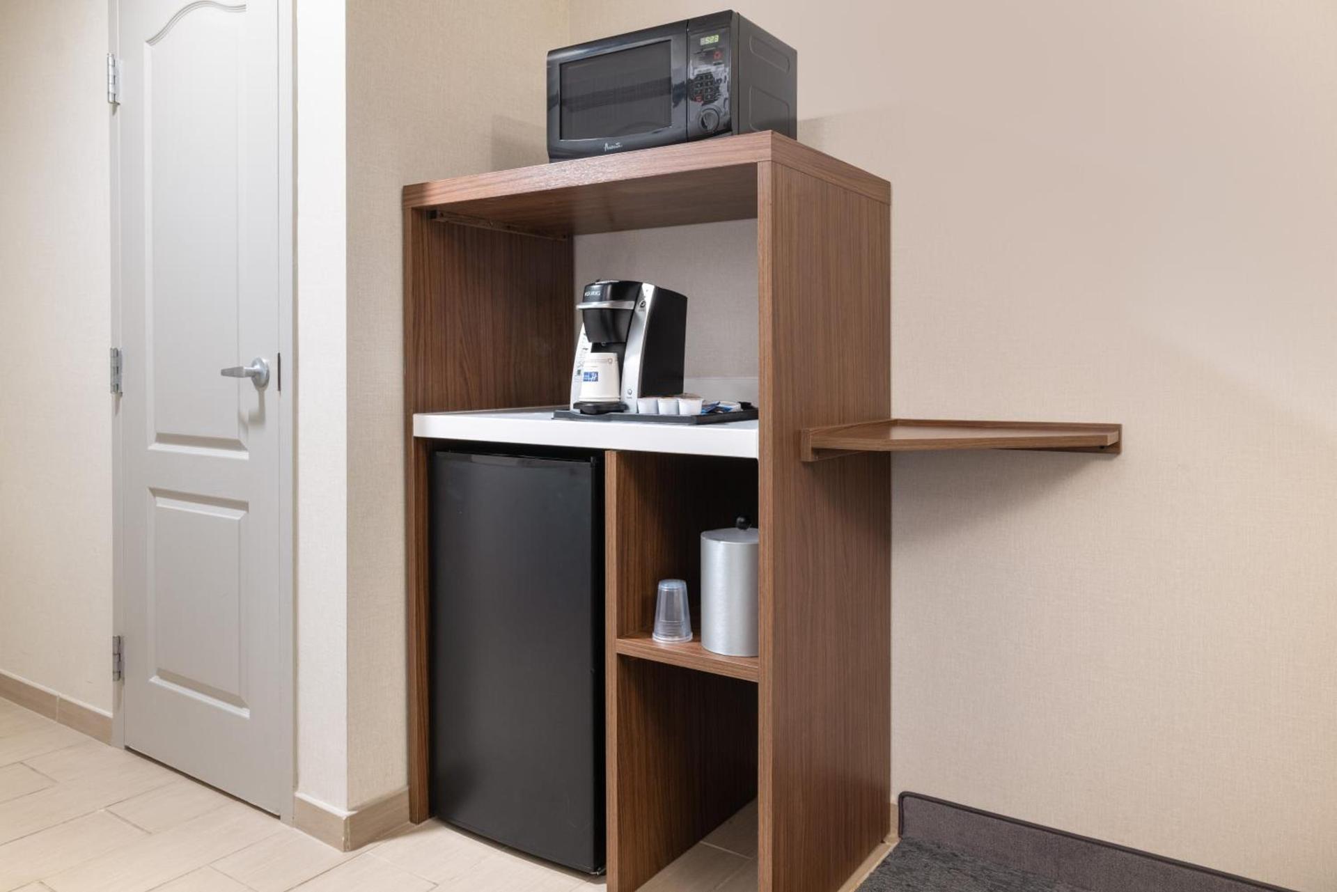 Holiday Inn Express & Suites Boston - Cambridge by IHG photo 22