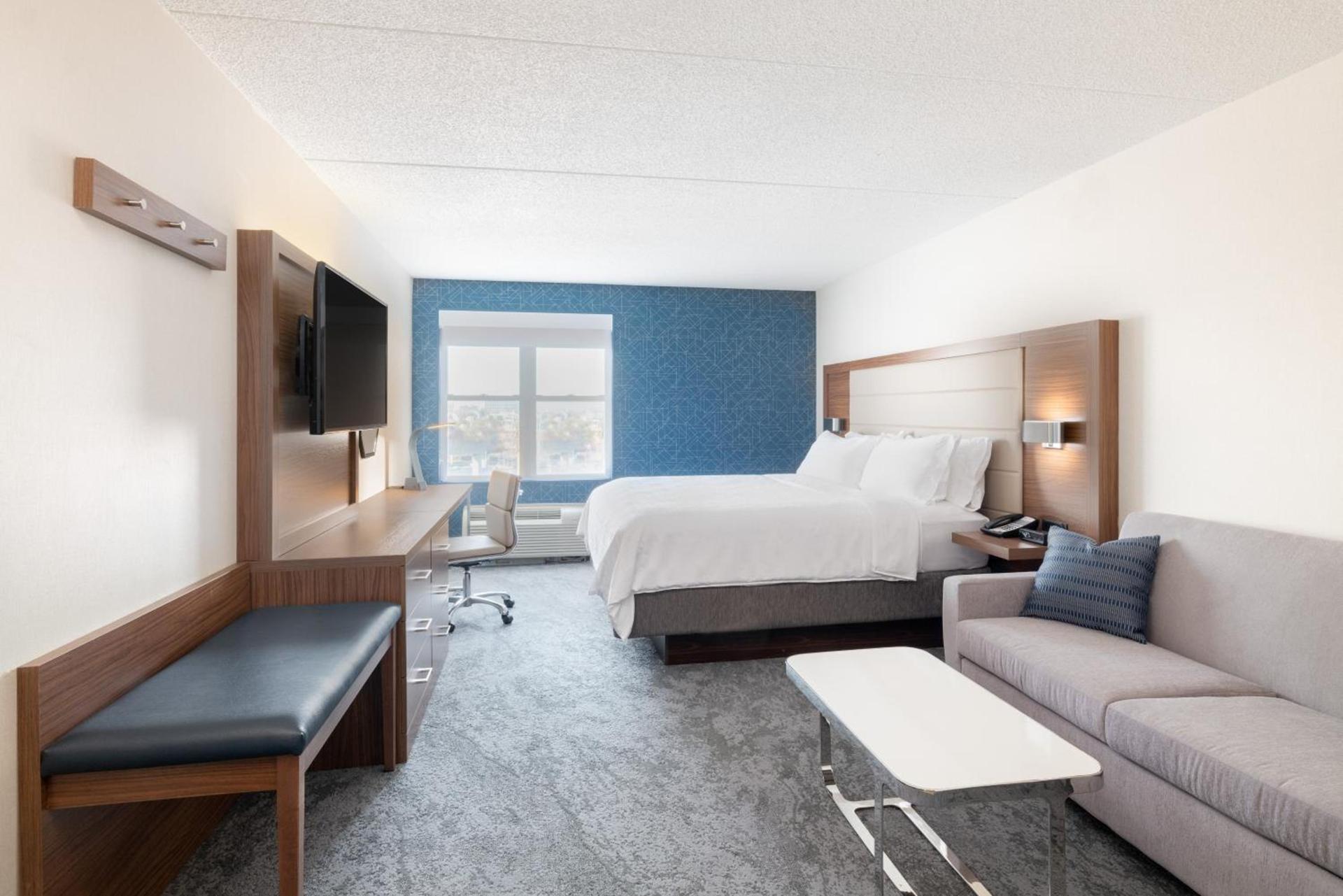 Holiday Inn Express & Suites Boston - Cambridge by IHG photo 42