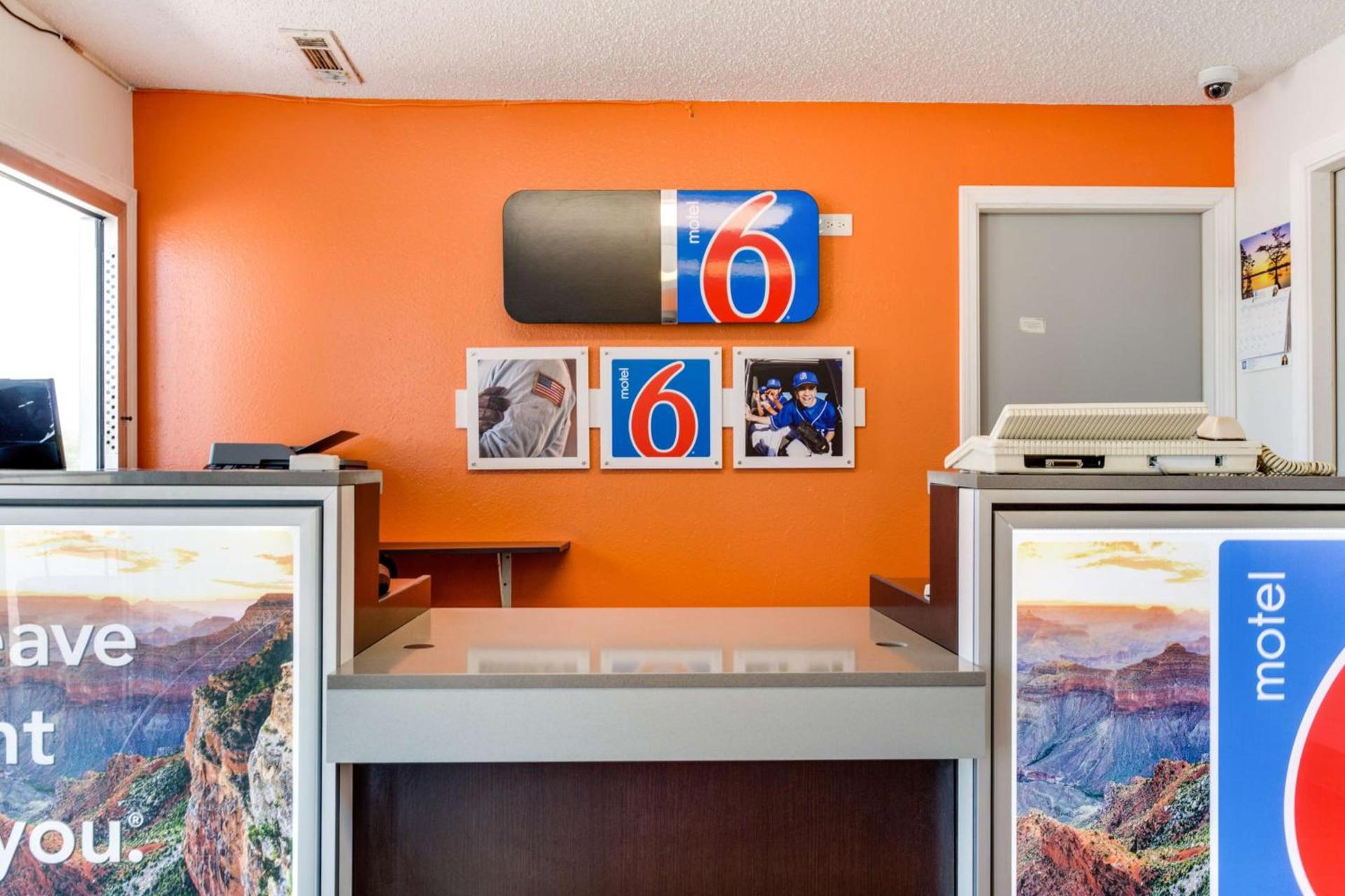 Motel 6-Fayetteville, AR photo 31