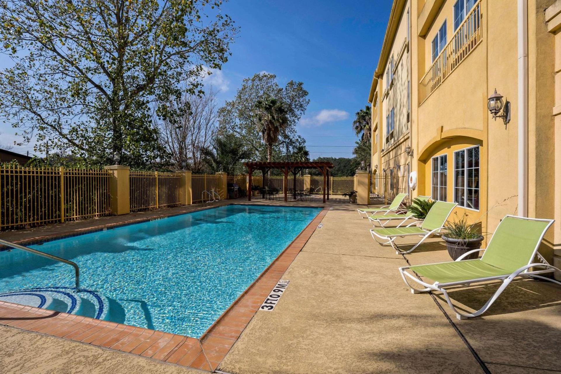 La Quinta by Wyndham Brookshire West Katy photo 7