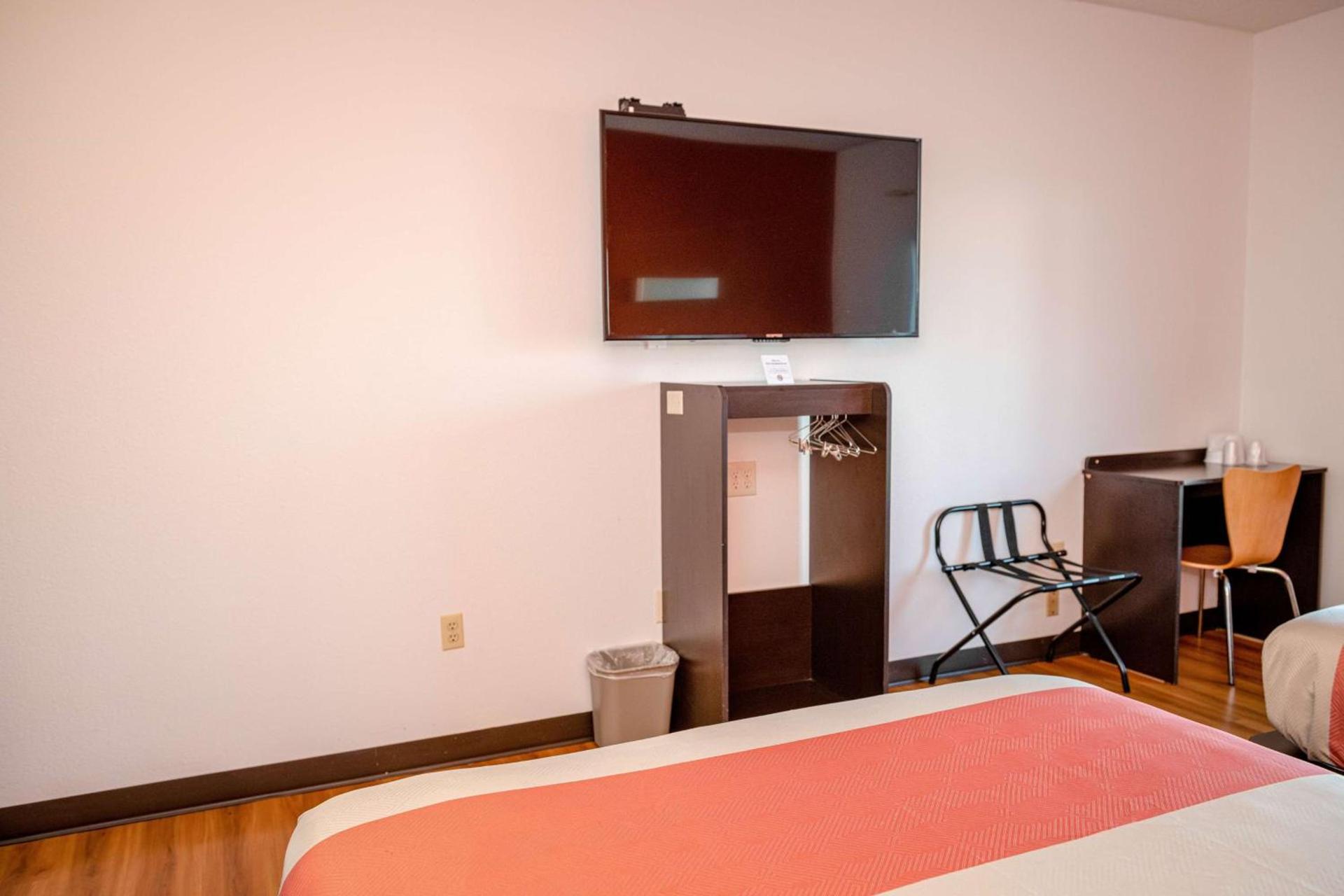 Motel 6-Lincoln, NE photo 28