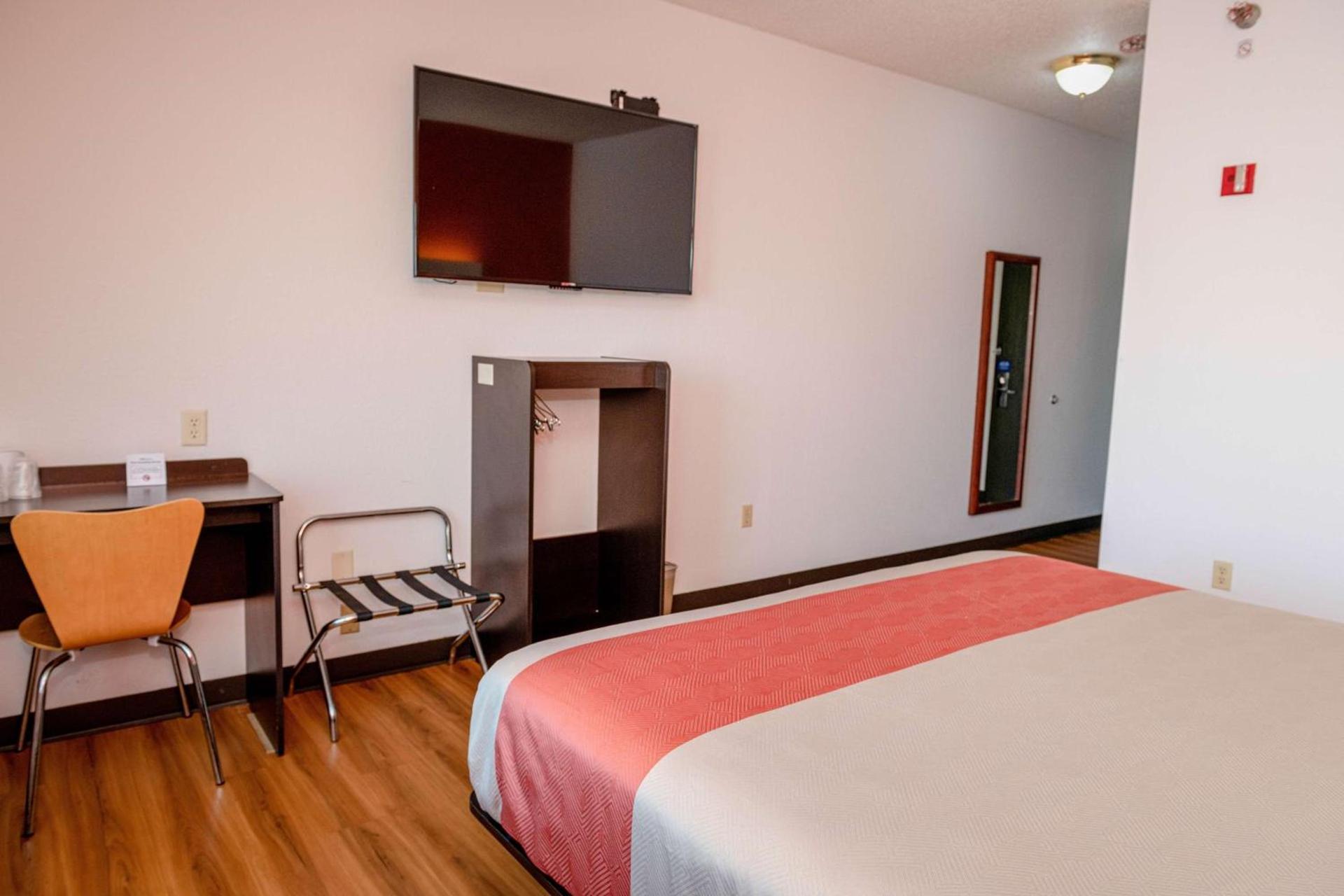 Motel 6-Lincoln, NE photo 33