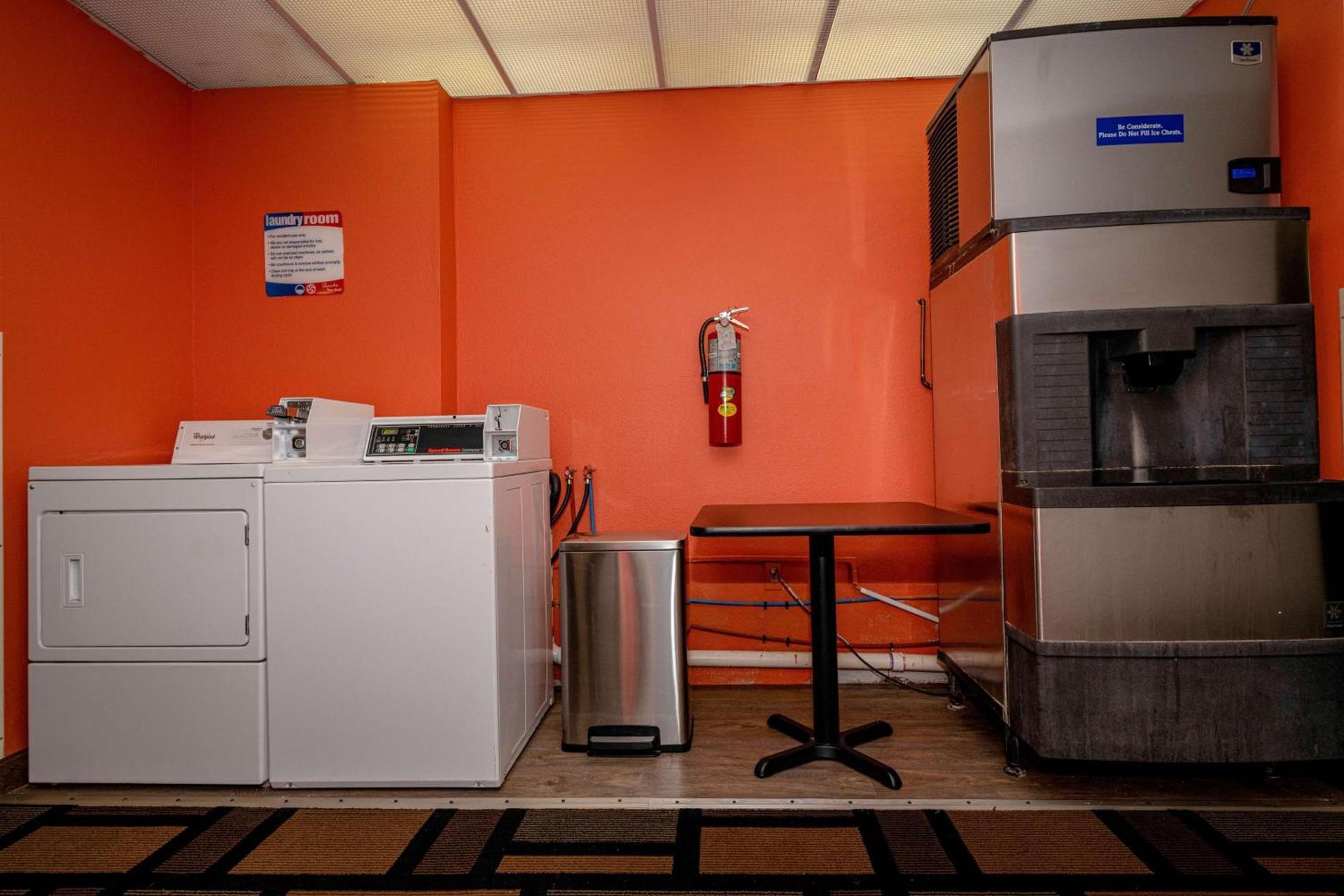 Motel 6-Lincoln, NE photo 3