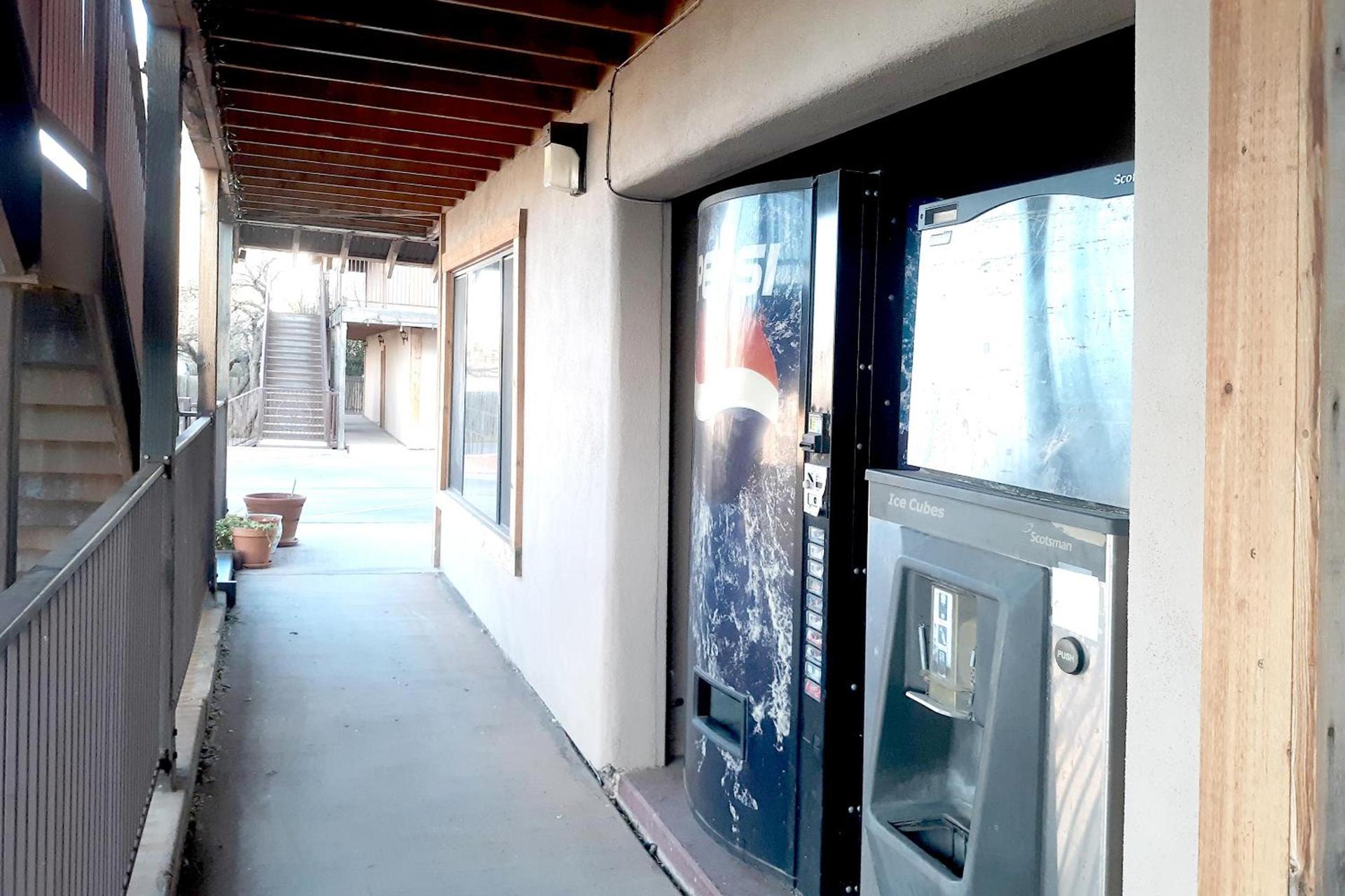 Tombstone Motel photo 9