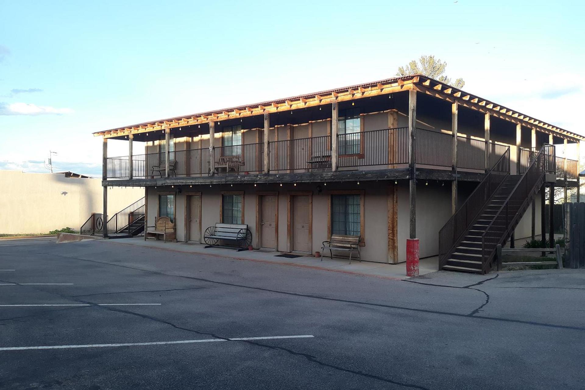 Tombstone Motel photo 5