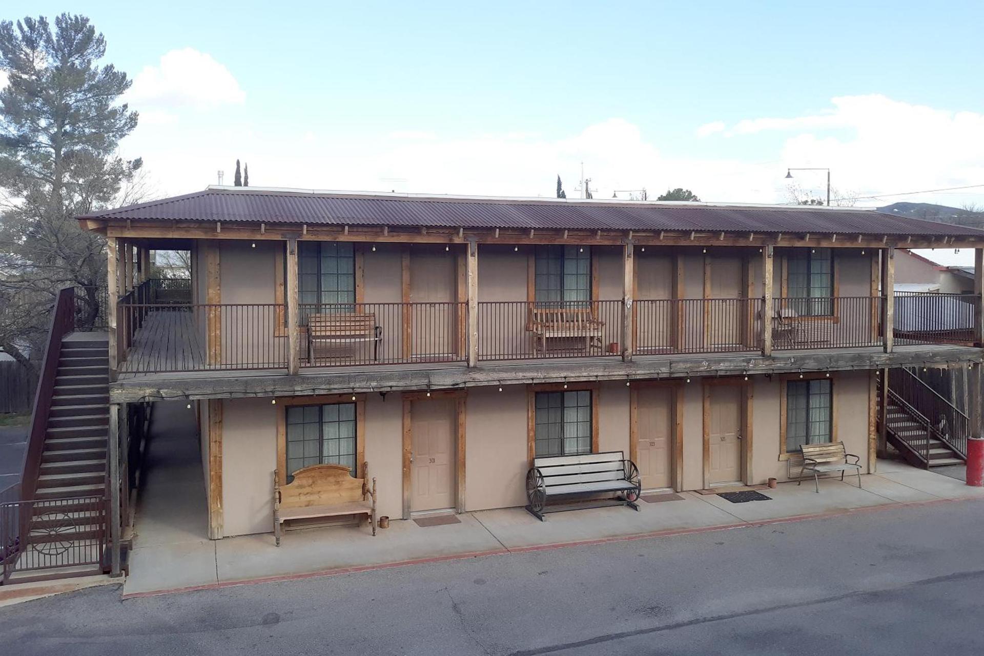 Tombstone Motel photo 8