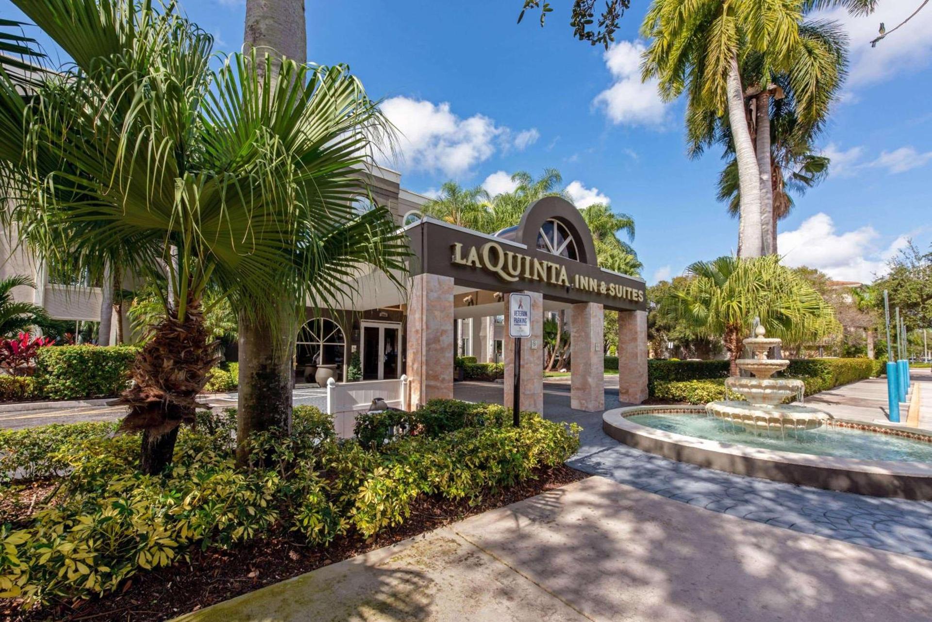 La Quinta by Wyndham Coral Springs South photo 30