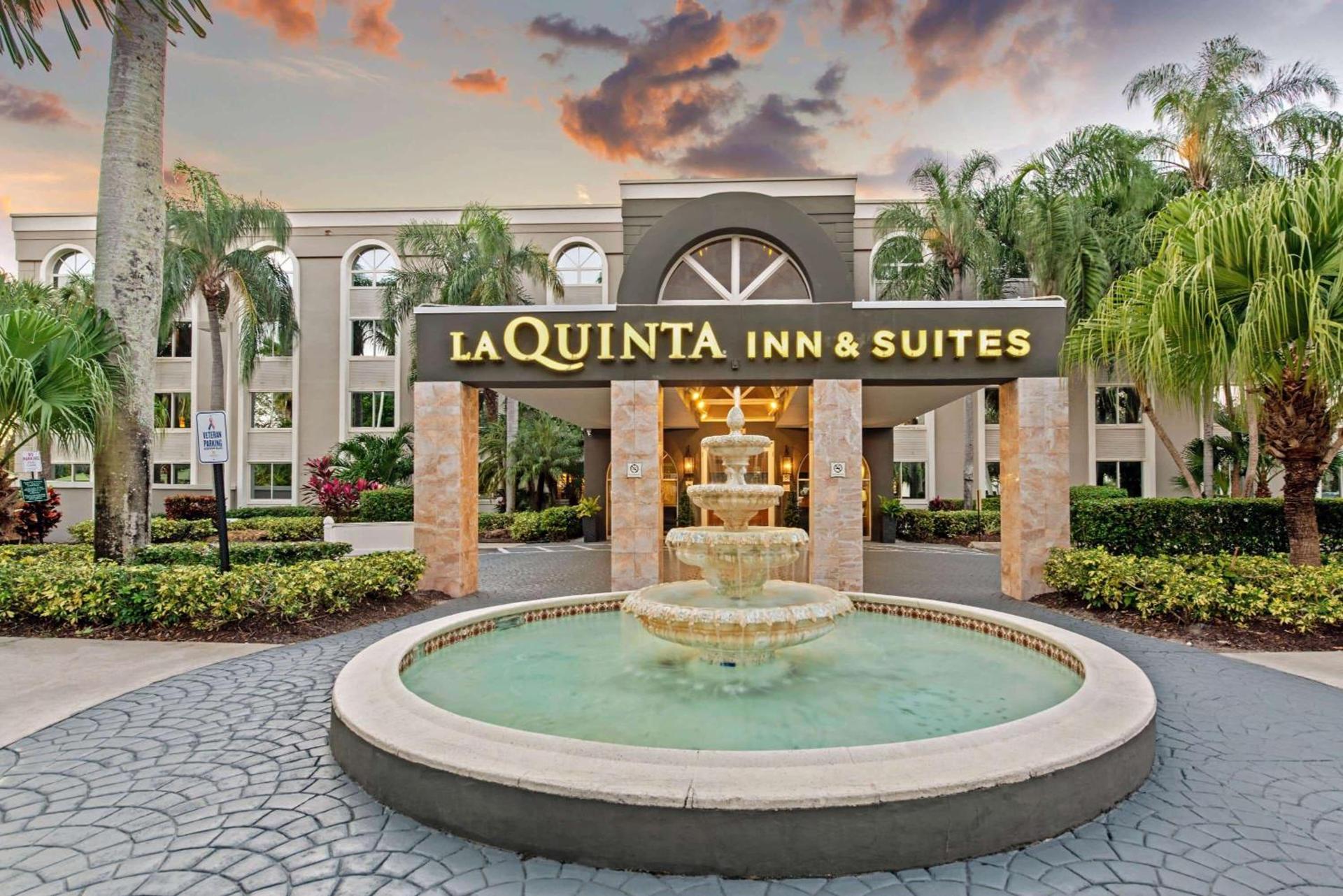 La Quinta by Wyndham Coral Springs South photo 3