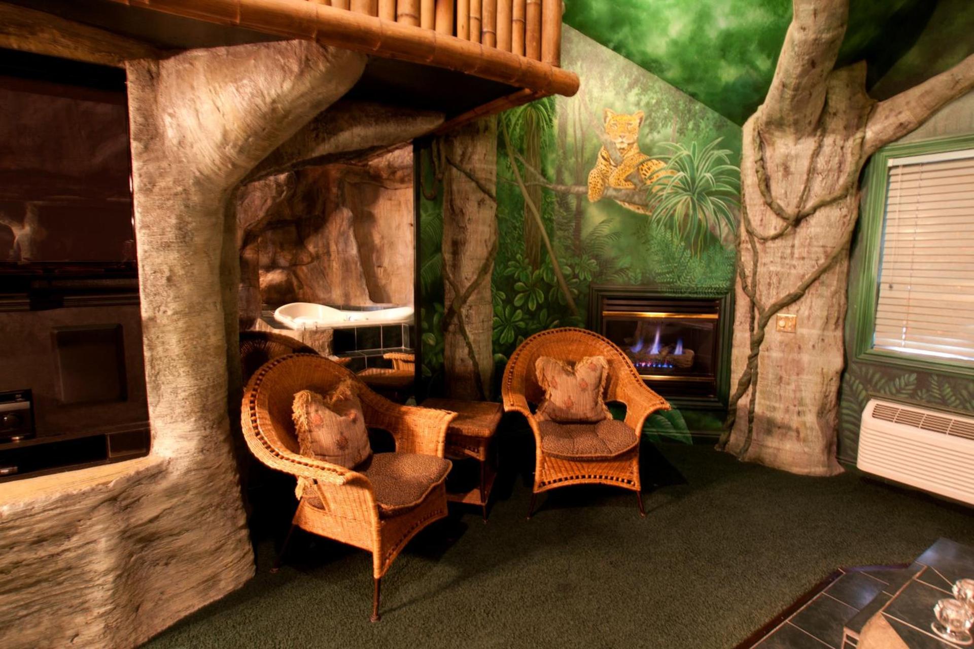 Black Swan Inn Luxurious Theme Rooms photo 54