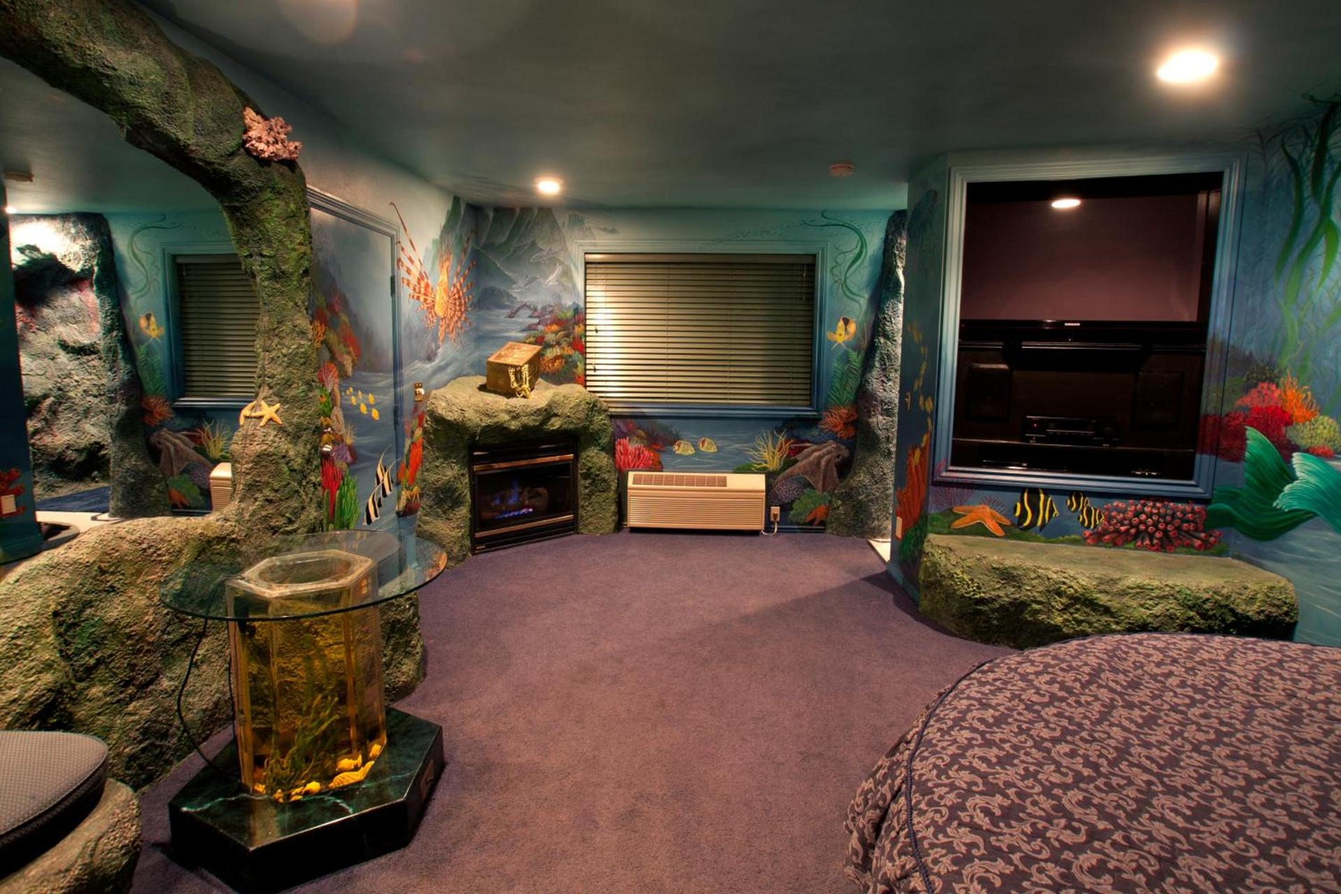 Black Swan Inn Luxurious Theme Rooms photo 31
