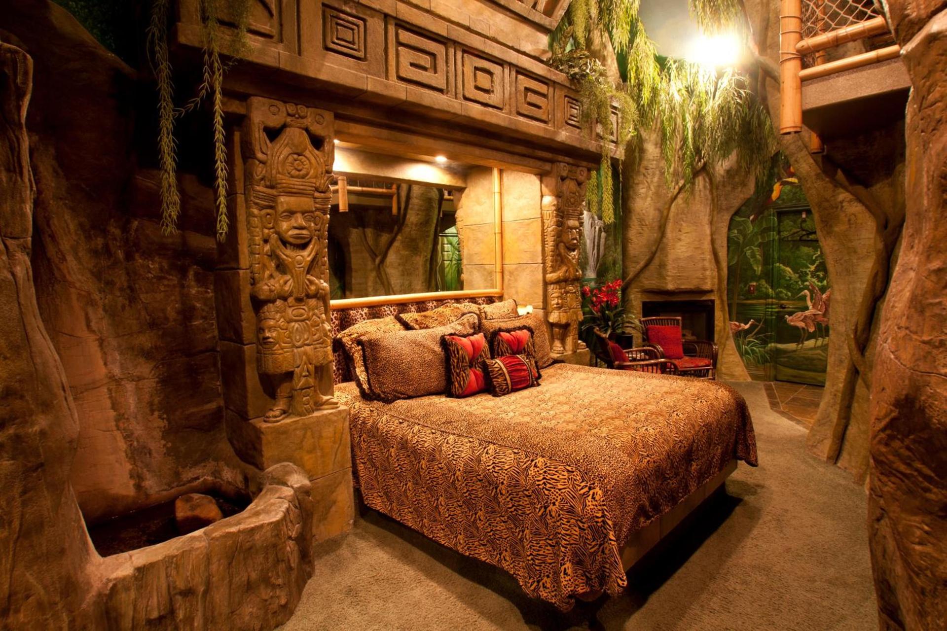 Black Swan Inn Luxurious Theme Rooms photo 60