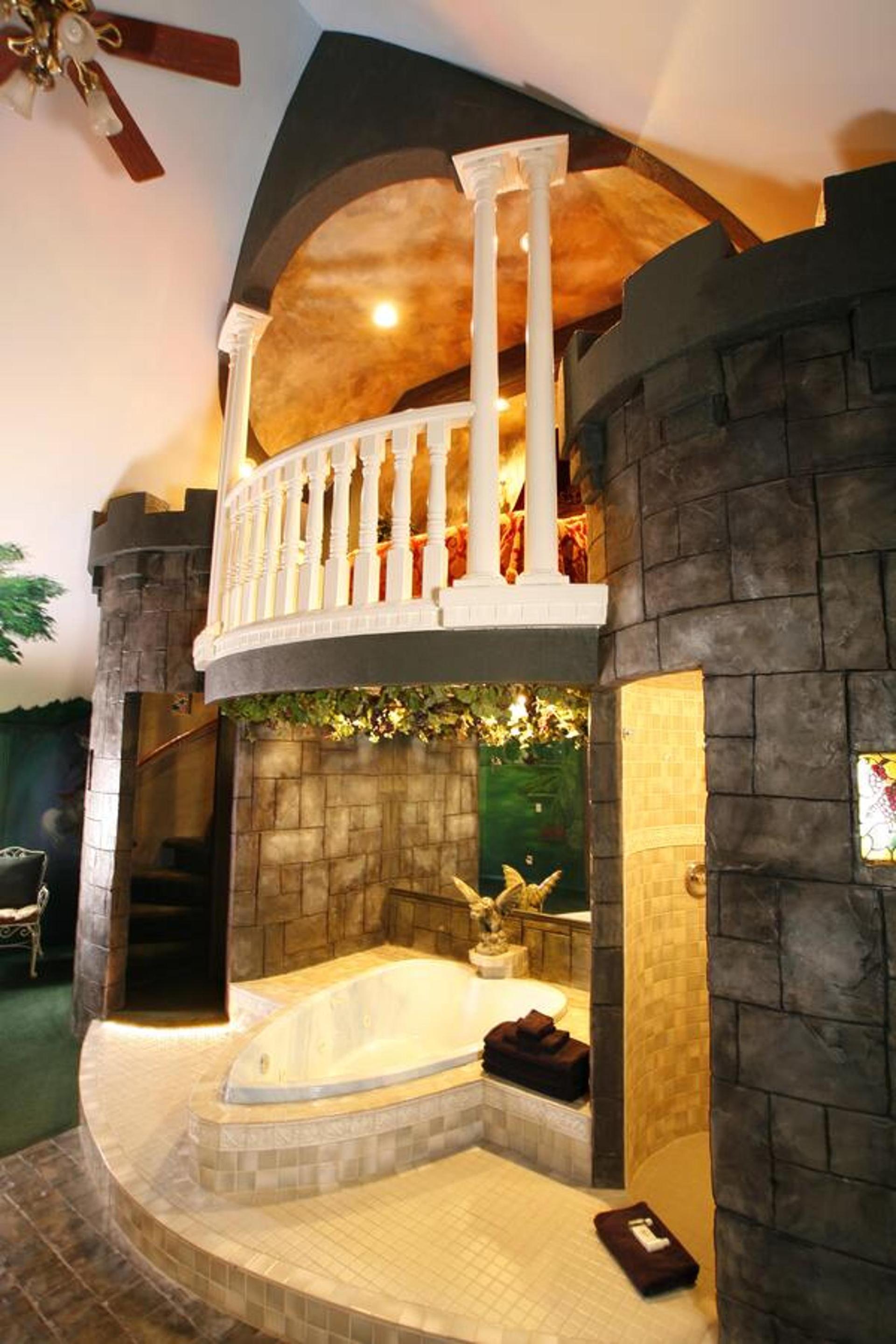 Black Swan Inn Luxurious Theme Rooms photo 55