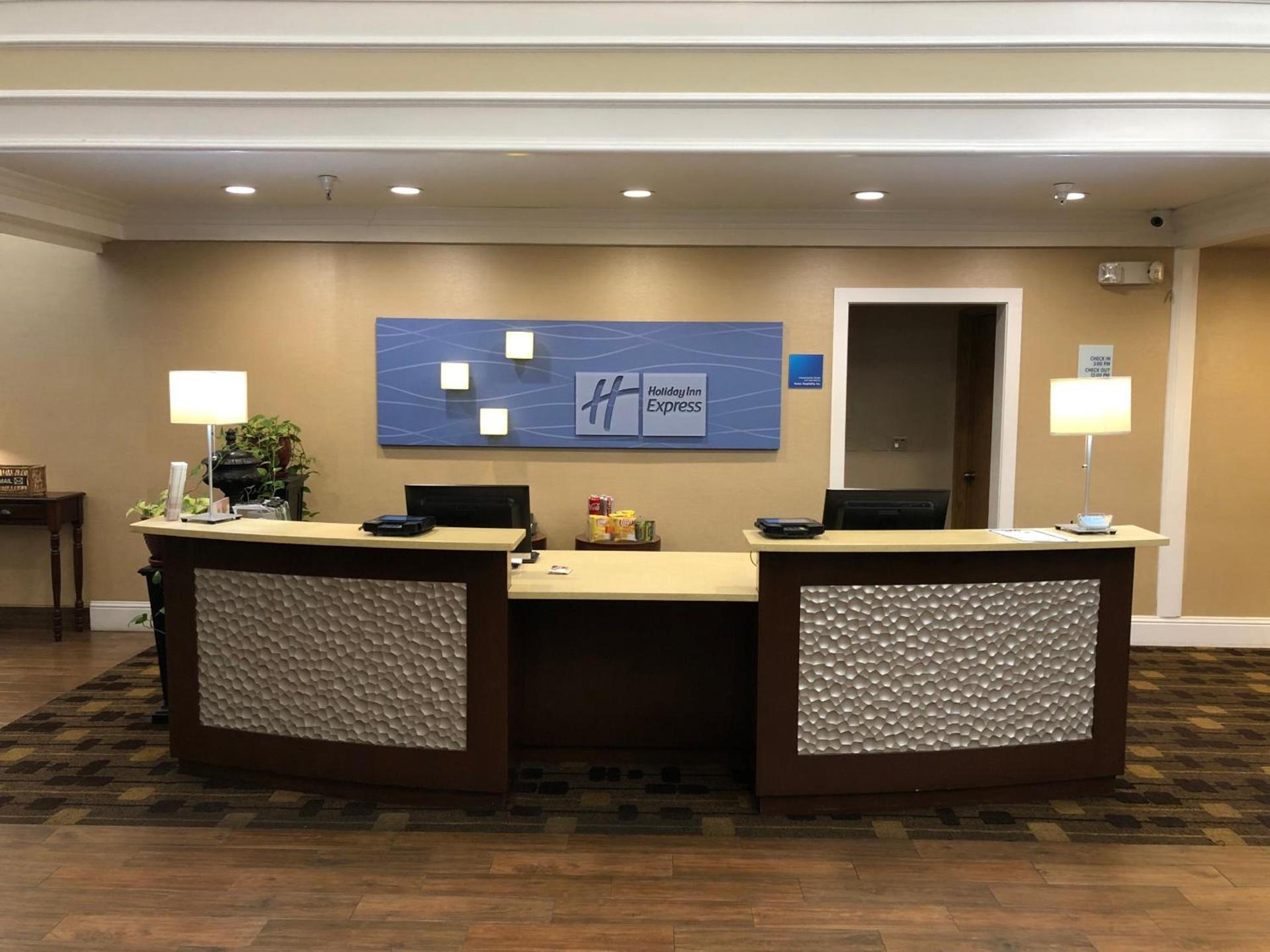 Holiday Inn Express Corning by IHG photo 11