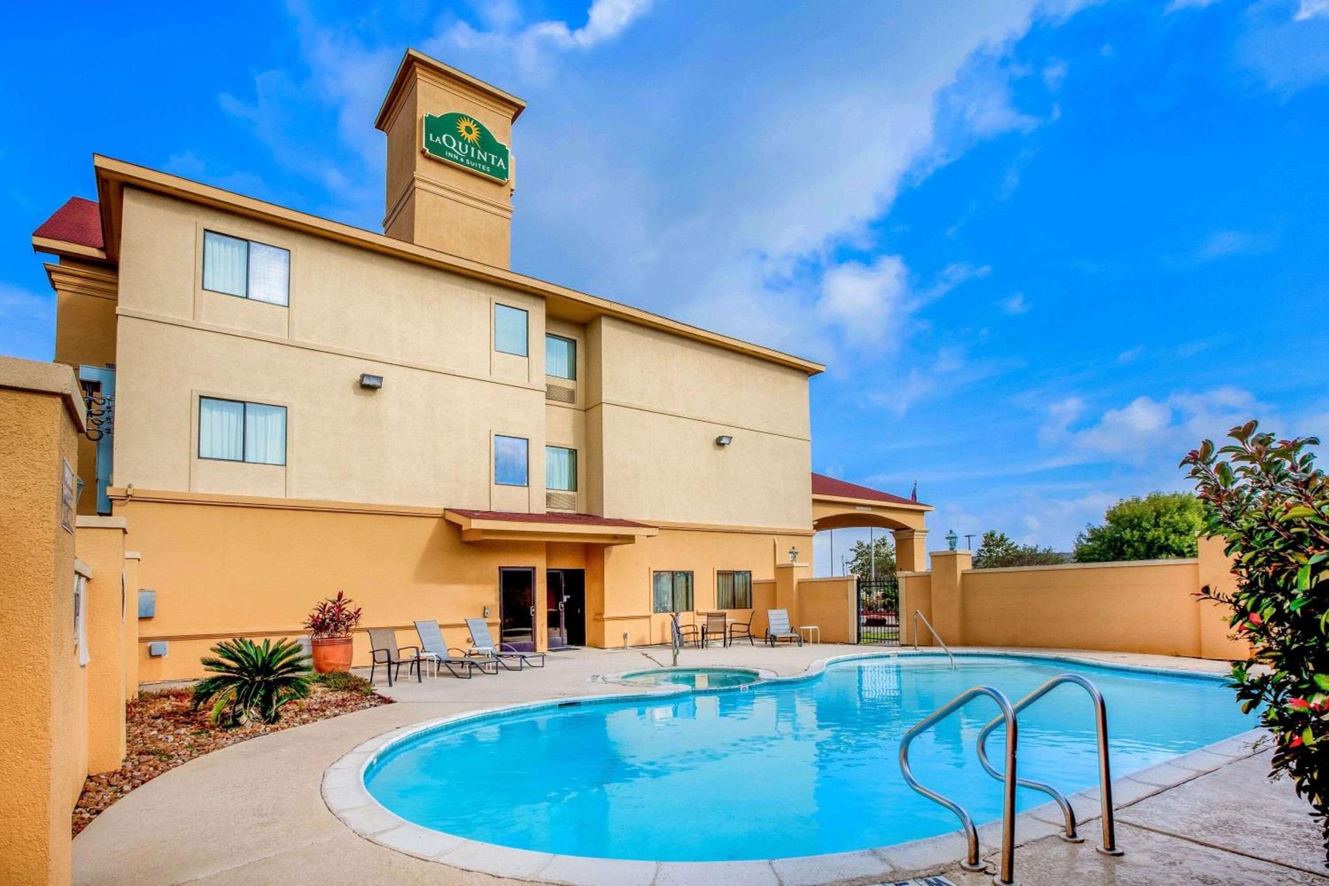 La Quinta by Wyndham Pasadena photo 10