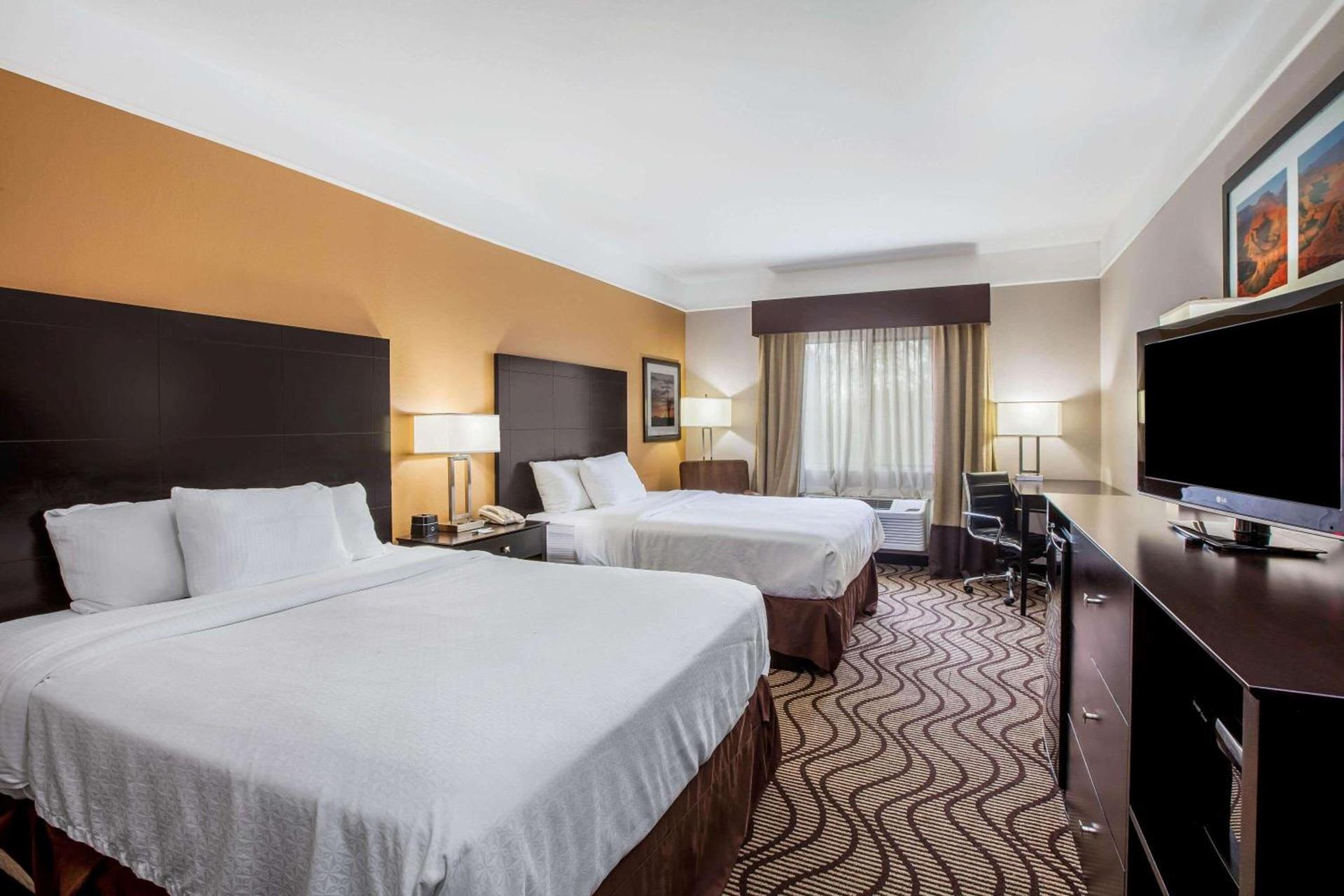 La Quinta by Wyndham Pasadena photo 19