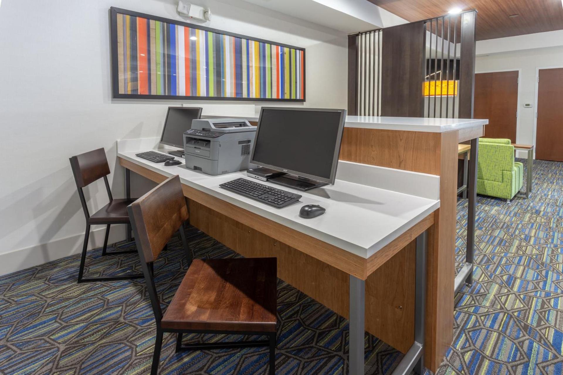 Holiday Inn Express - Indianapolis - Southeast by IHG photo 29