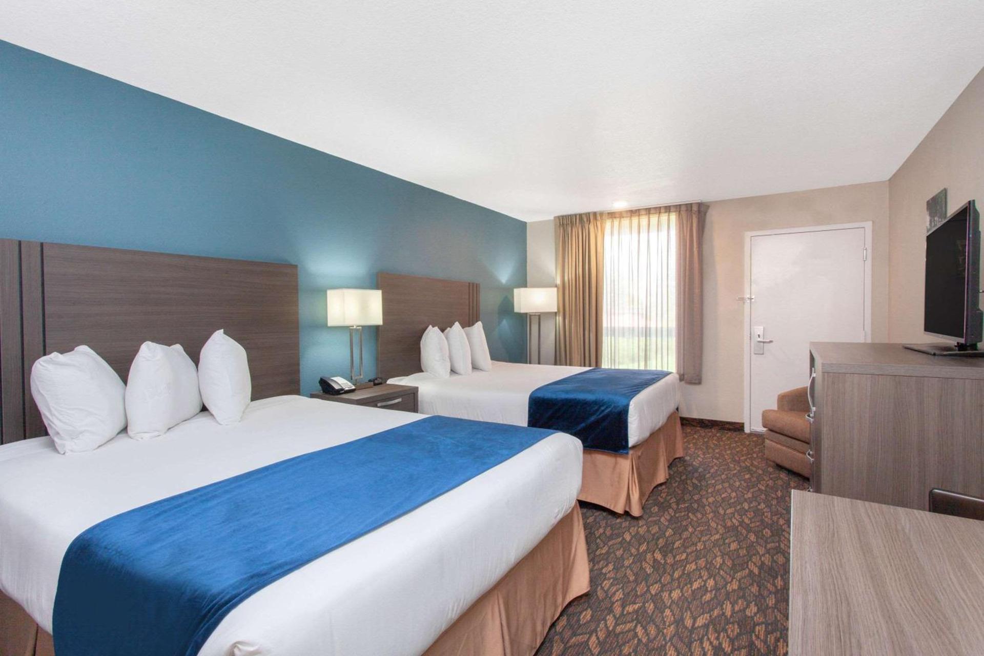 Grand Hotel Orlando at Universal Blvd - Shuttle to Theme Parks photo 3