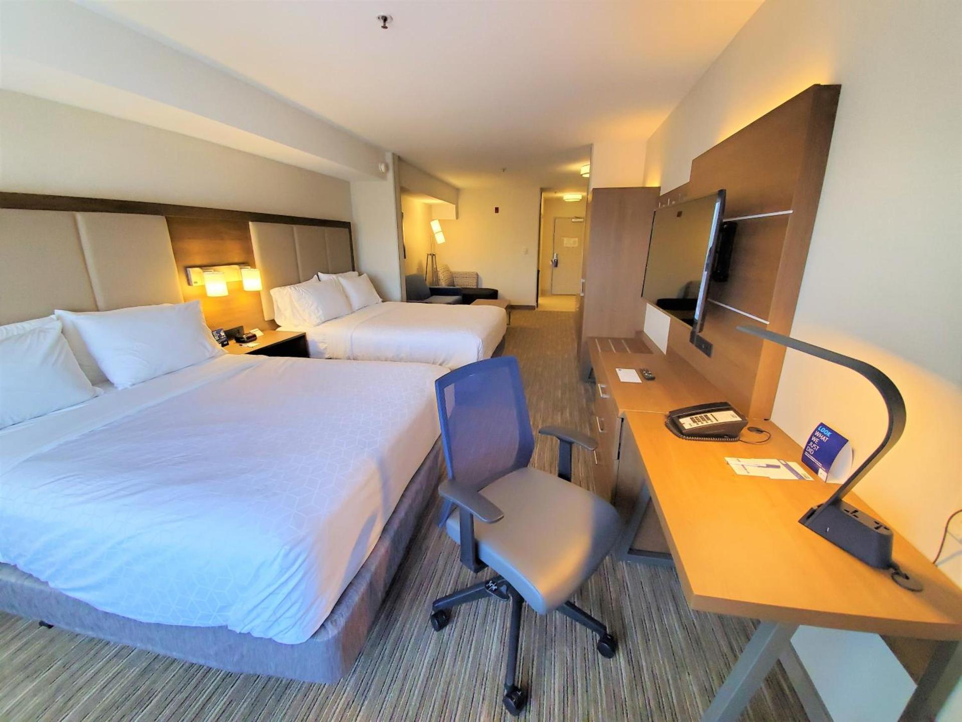Holiday Inn Express Hotel & Suites Seattle North - Lynnwood by IHG photo 24