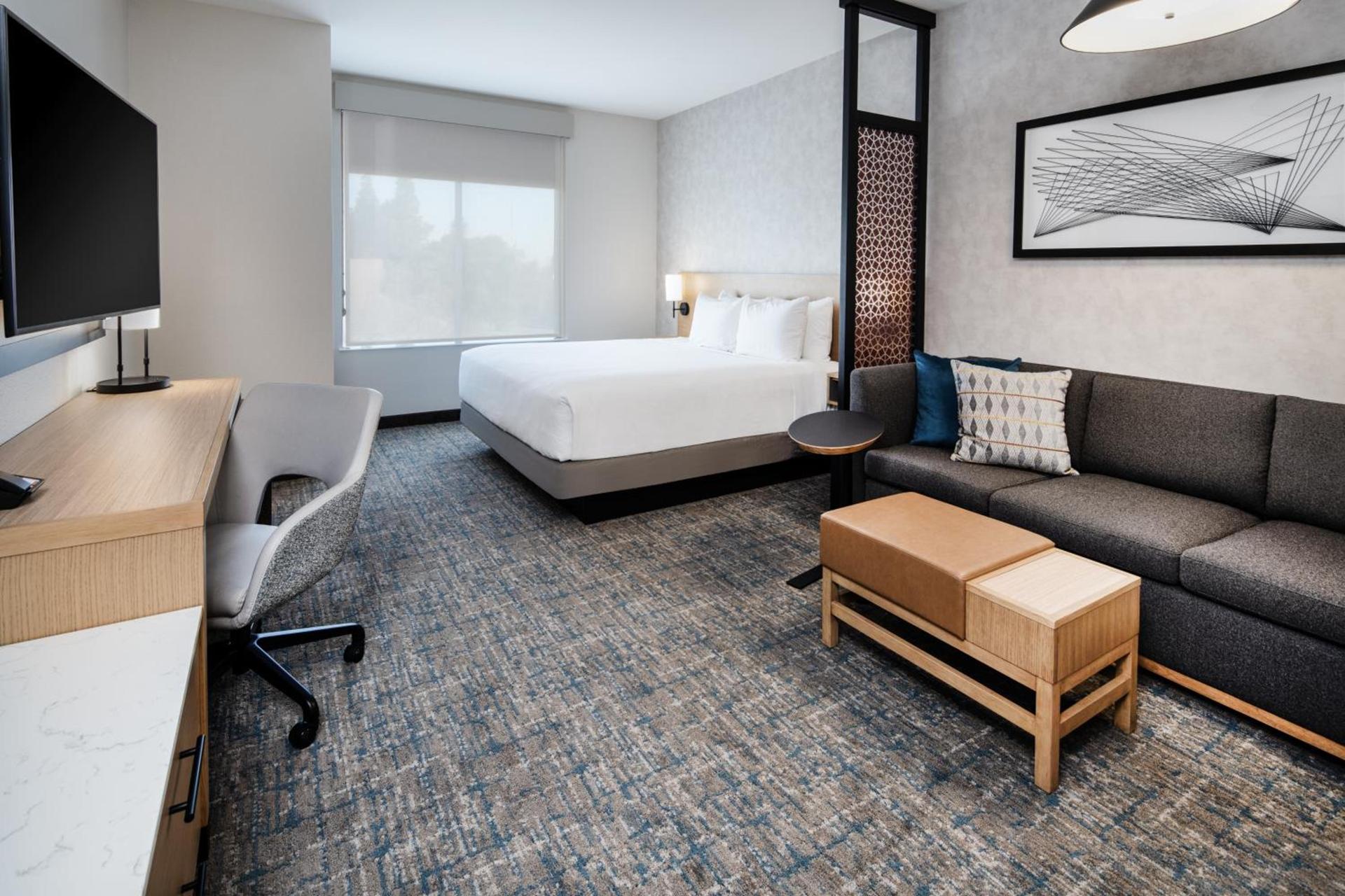 Hyatt Place Bakersfield photo 28