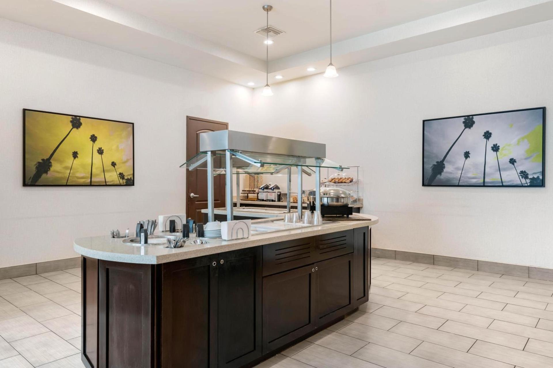 Staybridge Suites St. Petersburg FL by IHG photo 44