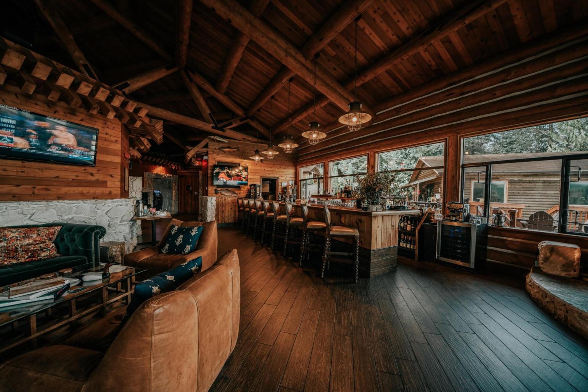 Salmon Falls Resort photo 29