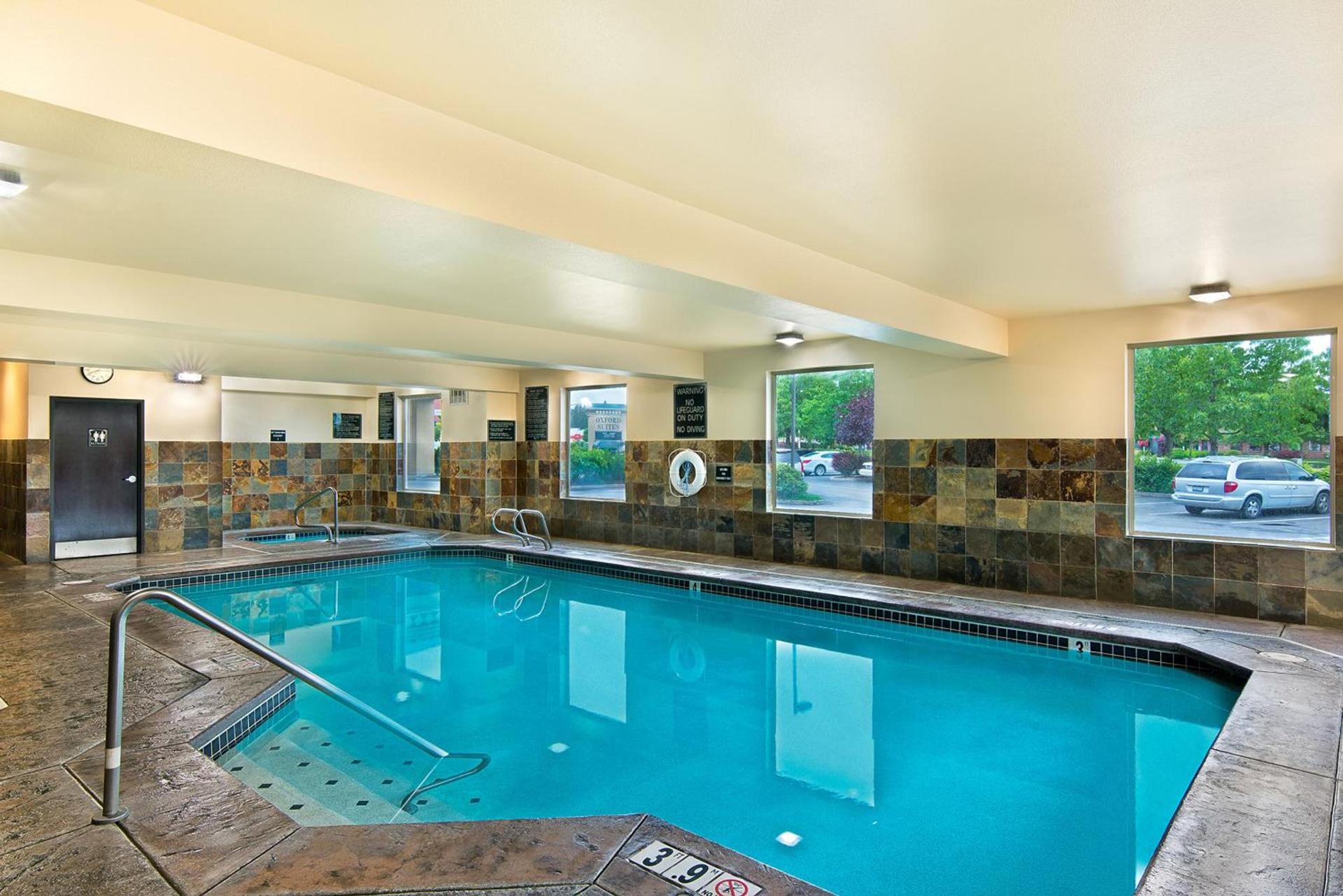 Oxford Suites Spokane Valley photo 19