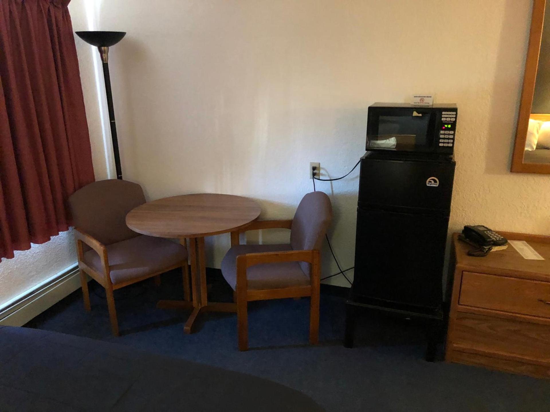 AmericInn Motel - Monticello photo 4