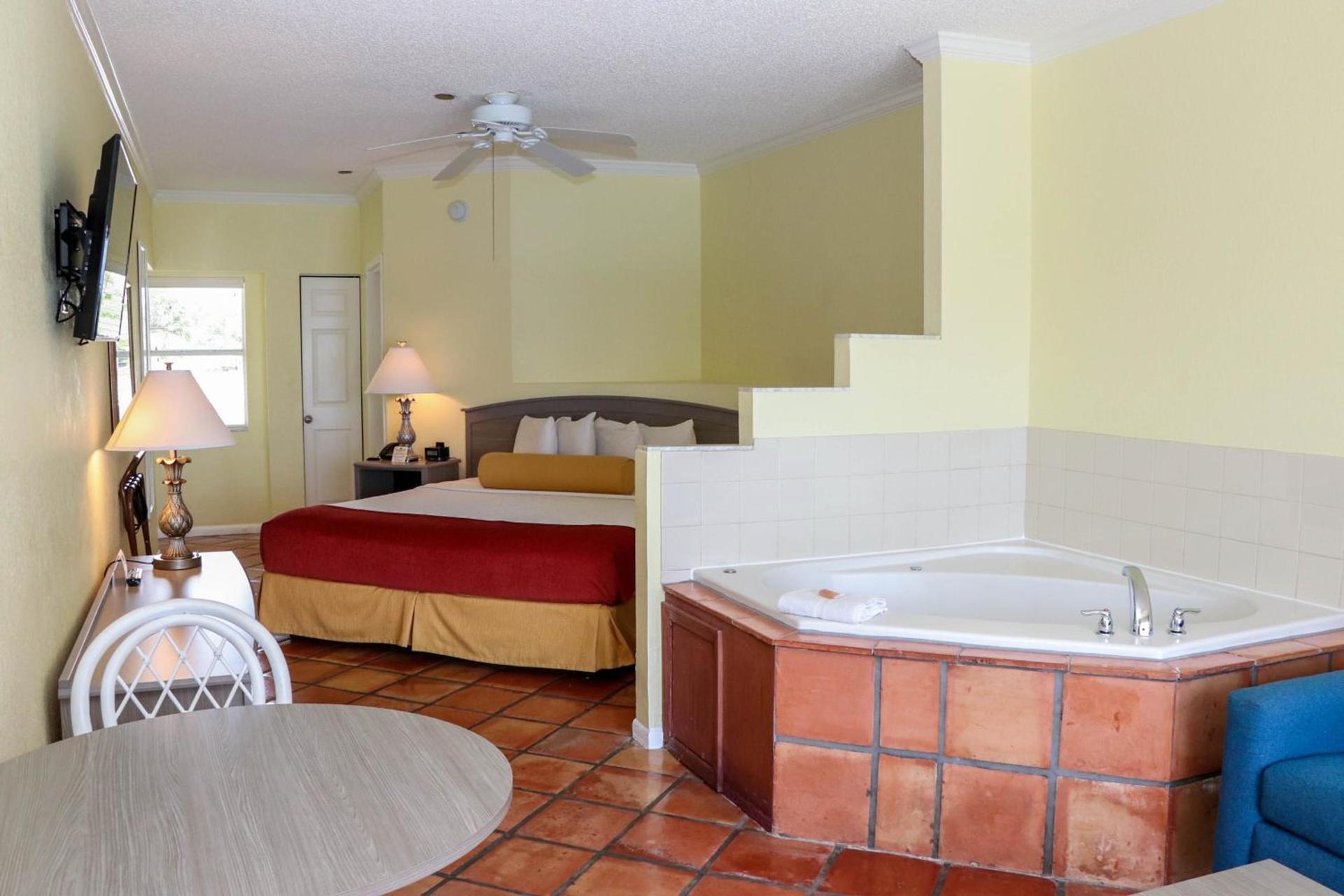 Jupiter Waterfront Inn photo 14