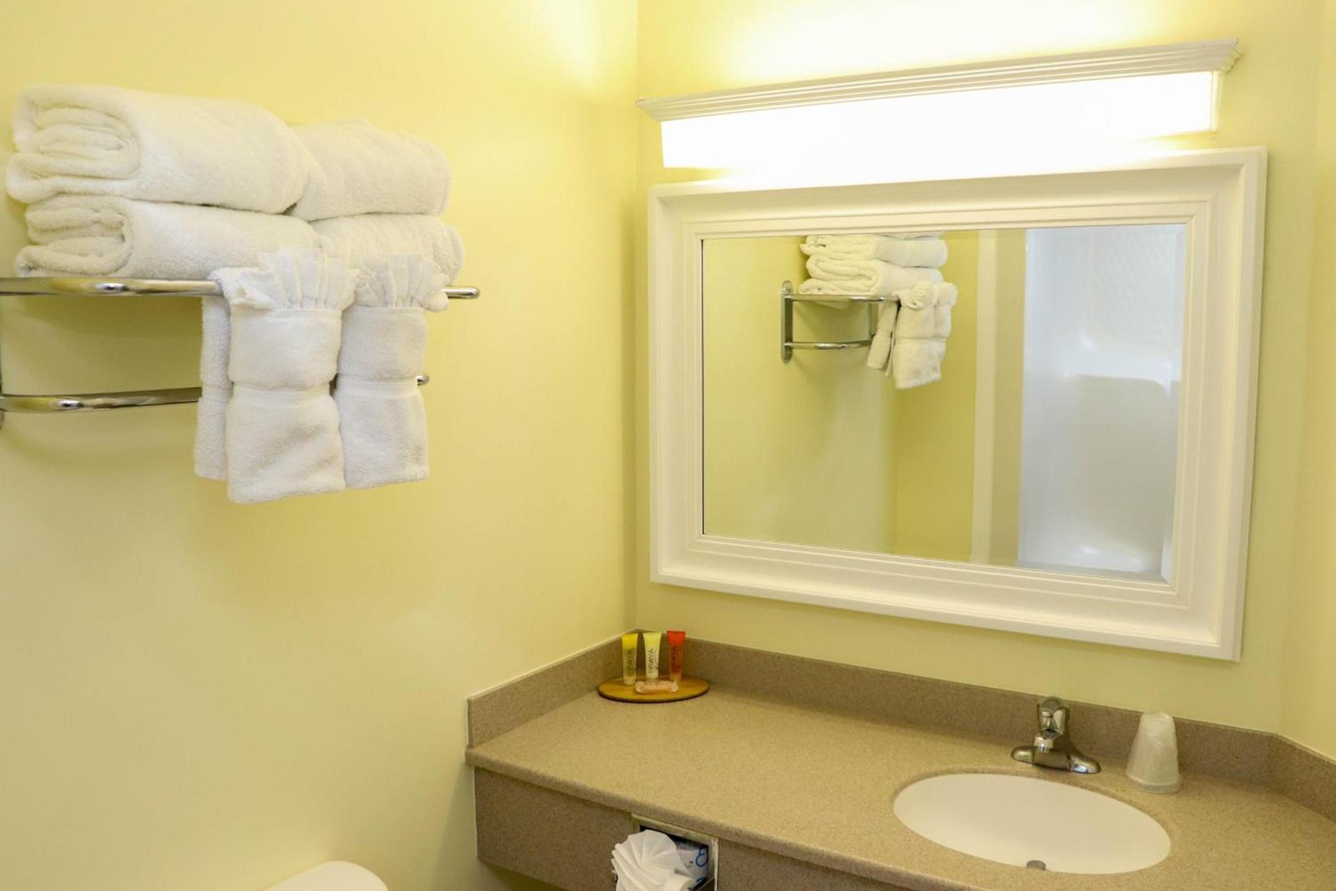 Jupiter Waterfront Inn photo 22
