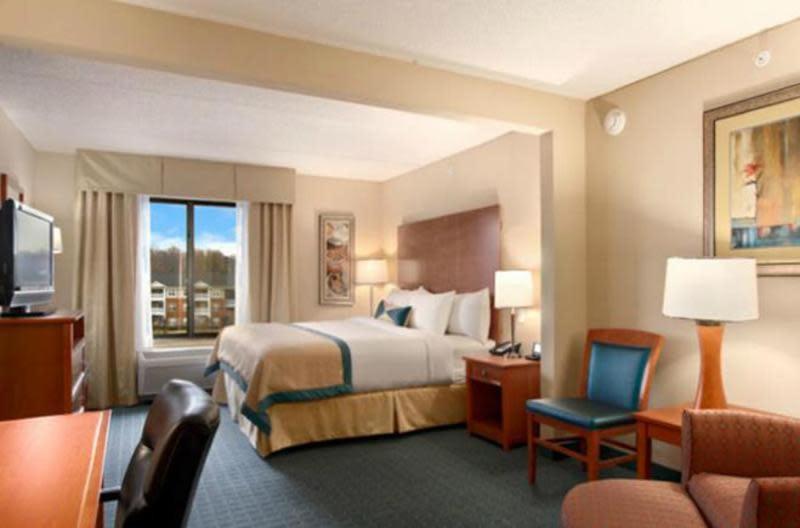 Wingate by Wyndham Richmond Short Pump photo 20