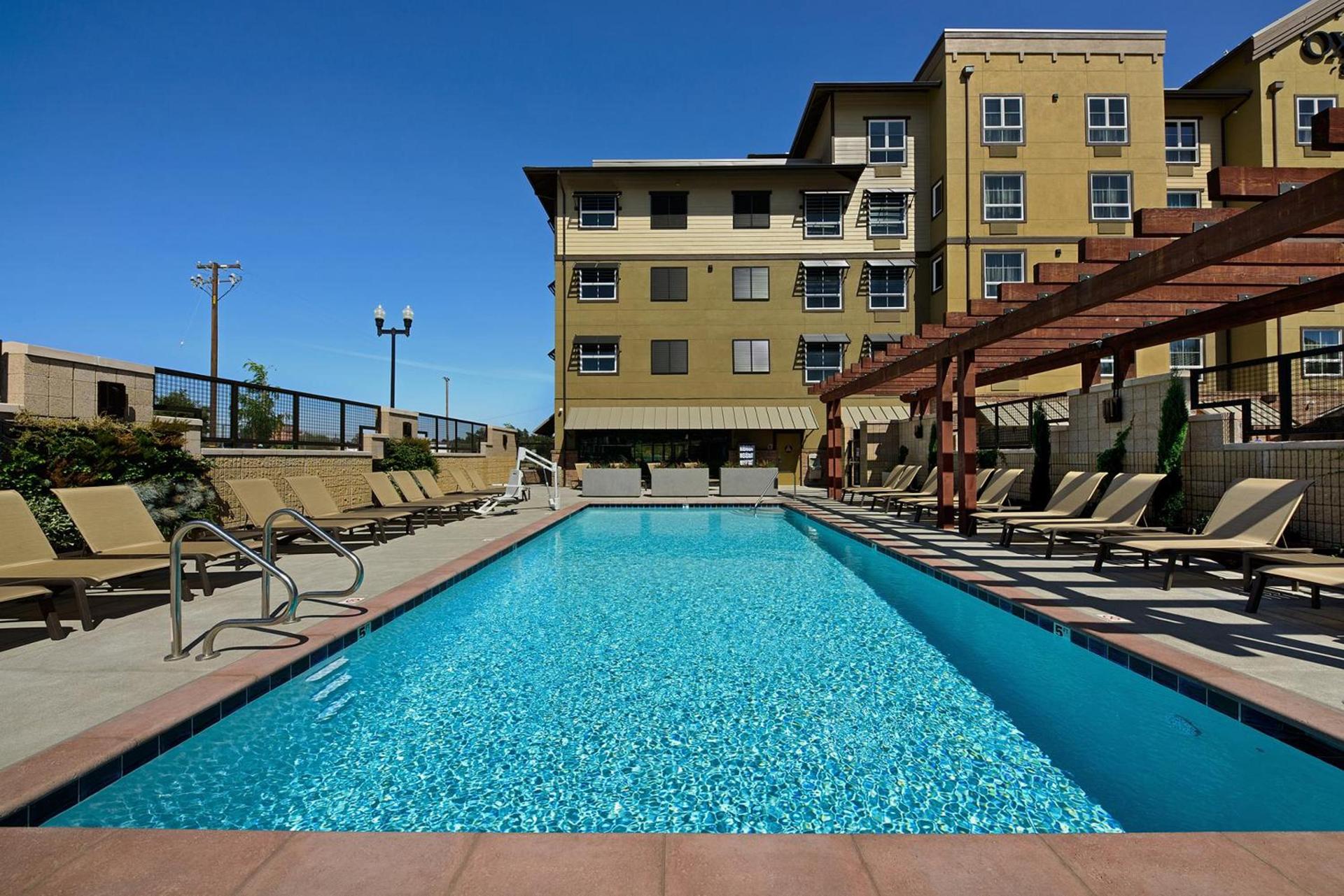 Oxford Suites Paso Robles photo 30