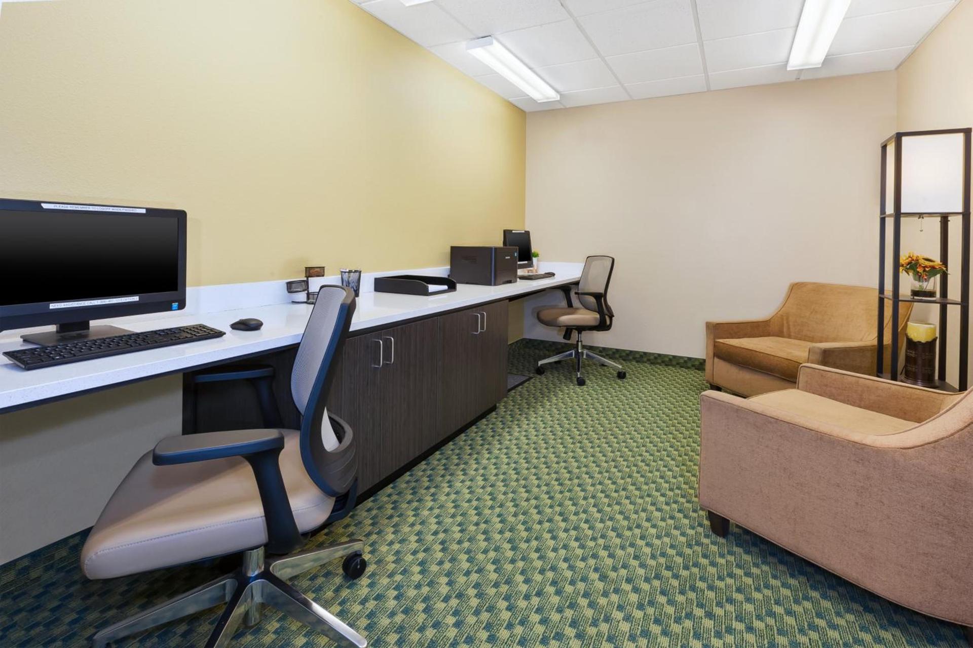 Candlewood Suites Polaris by IHG photo 6