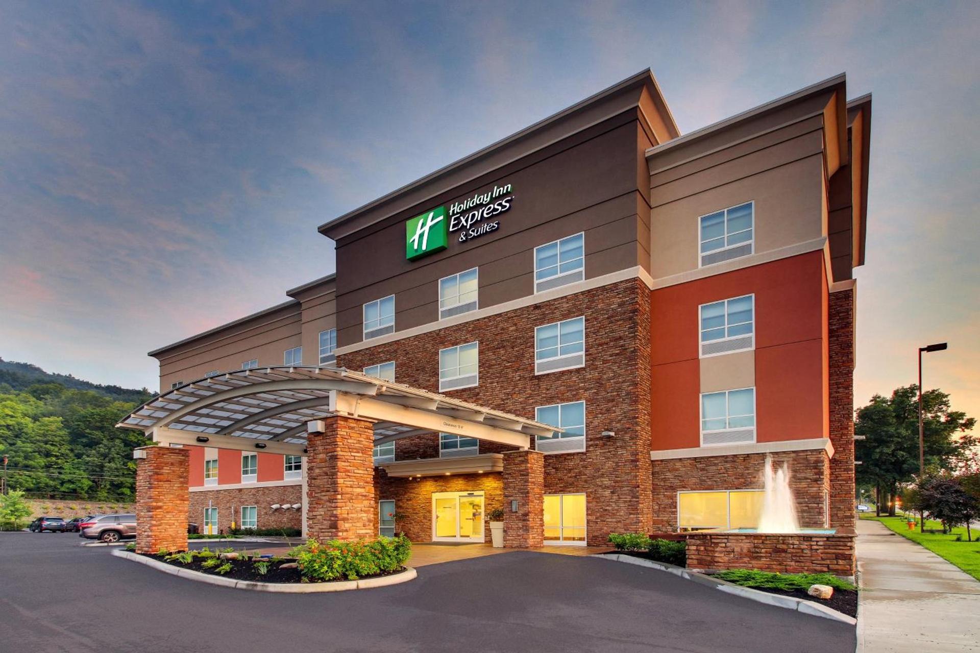 Holiday Inn Express & Suites Ithaca by IHG — hotel in Ithaca