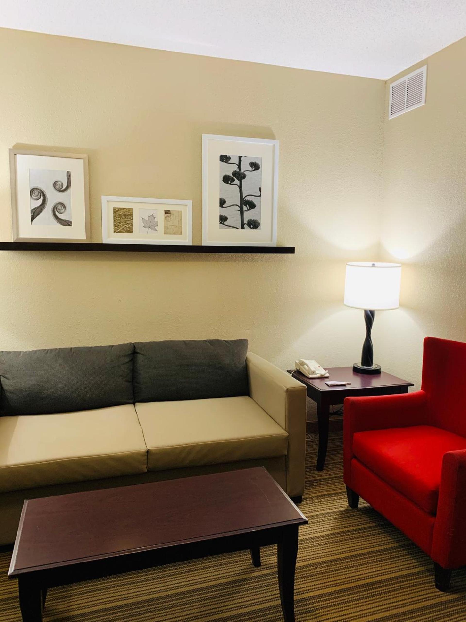 Country Inn & Suites by Radisson, Ithaca, NY photo 20