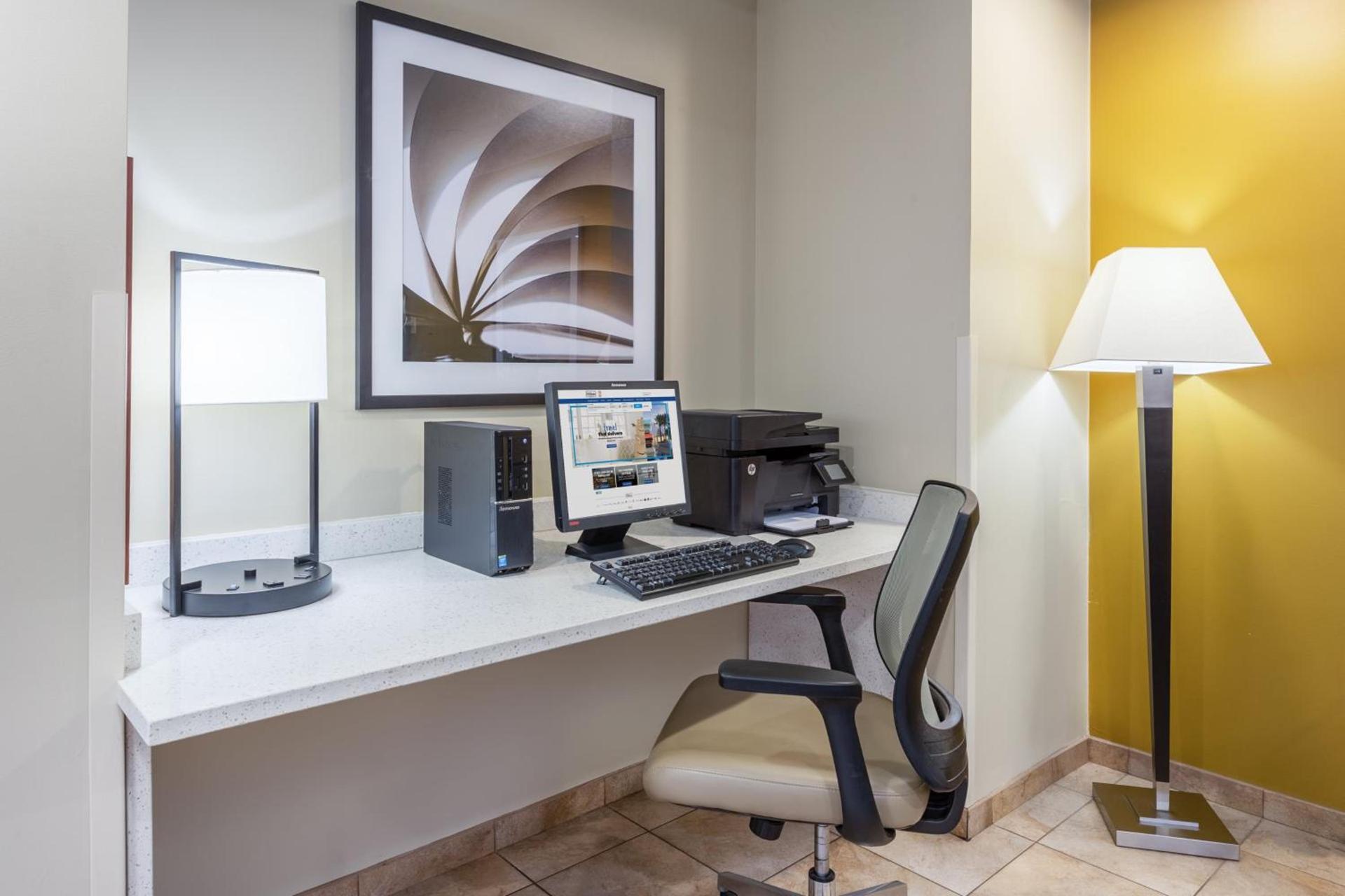 Candlewood Suites Aurora-Naperville by IHG photo 10