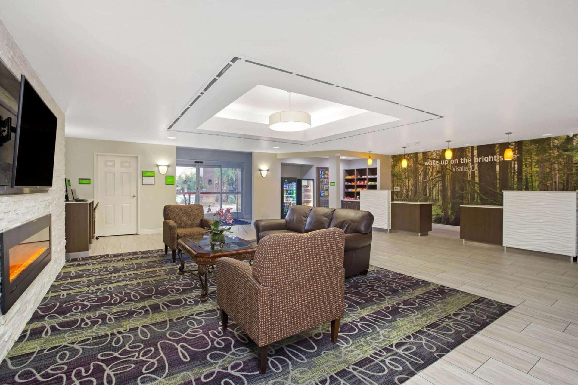 La Quinta by Wyndham Visalia/Sequoia Gateway photo 48