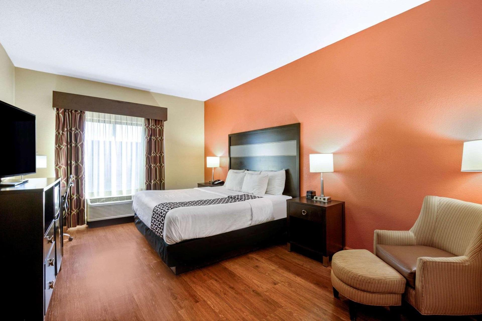 La Quinta by Wyndham Florence photo 18