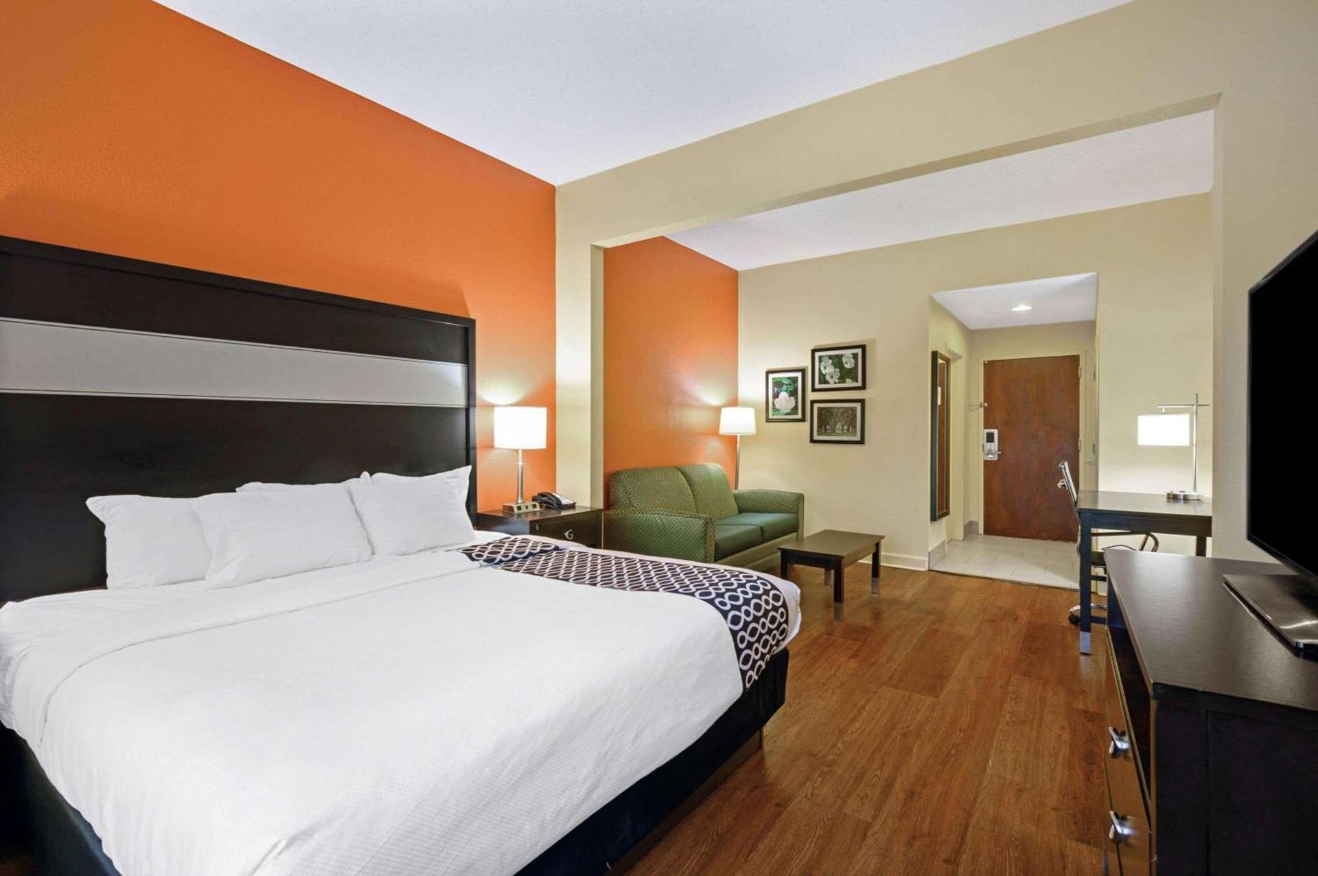 La Quinta by Wyndham Florence photo 12