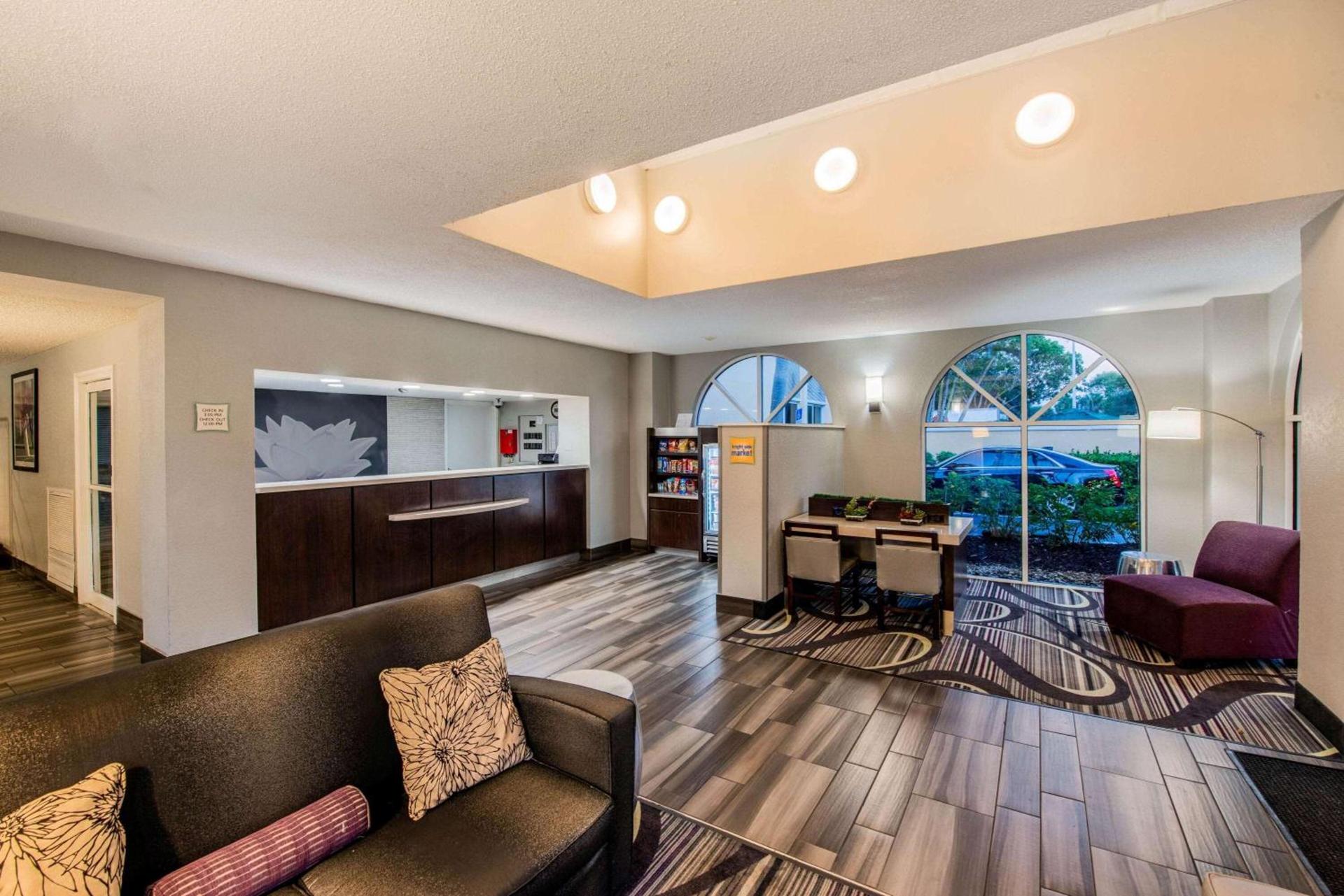 La Quinta by Wyndham Fort Lauderdale Tamarac photo 22