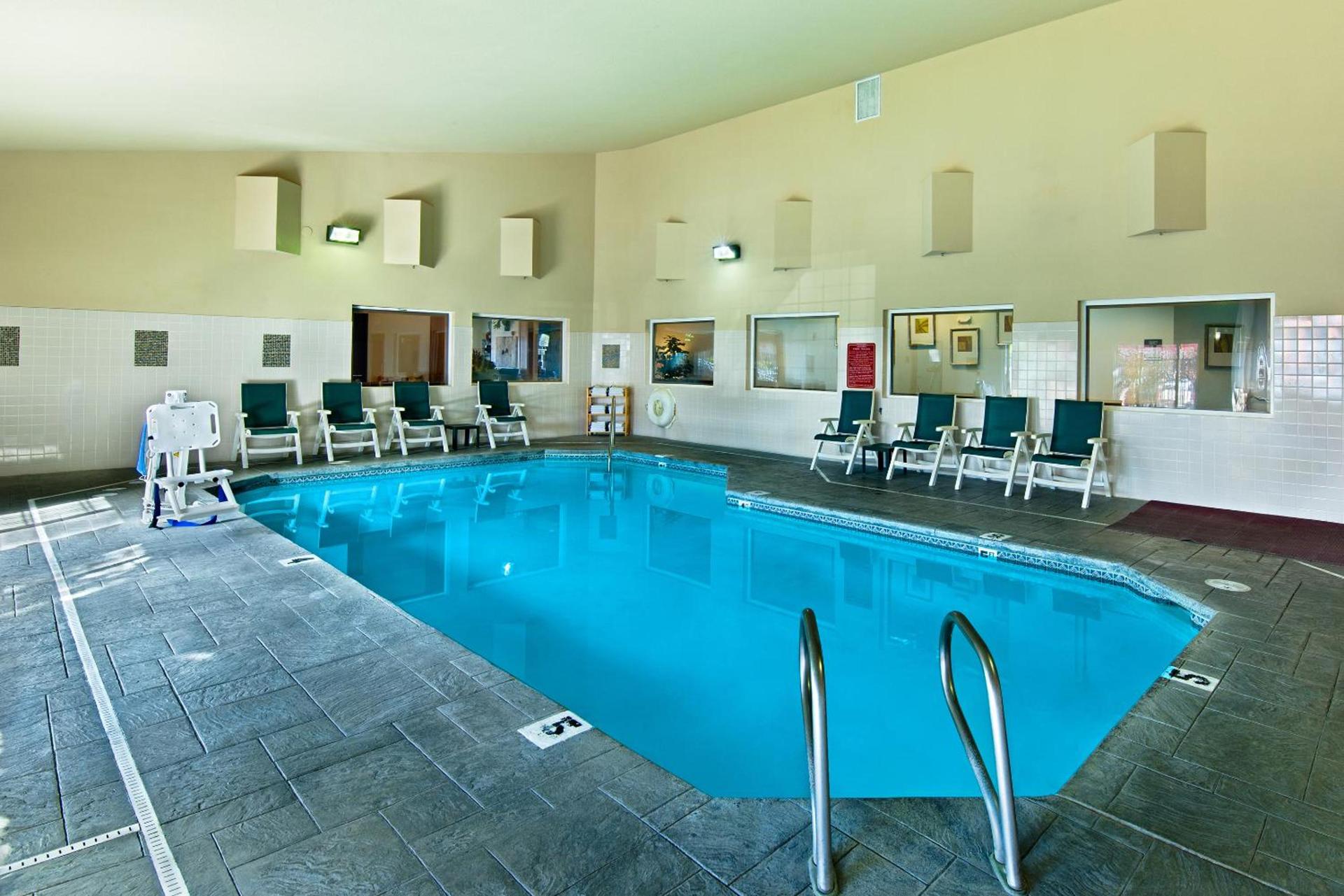 Oxford Suites Hermiston photo 24