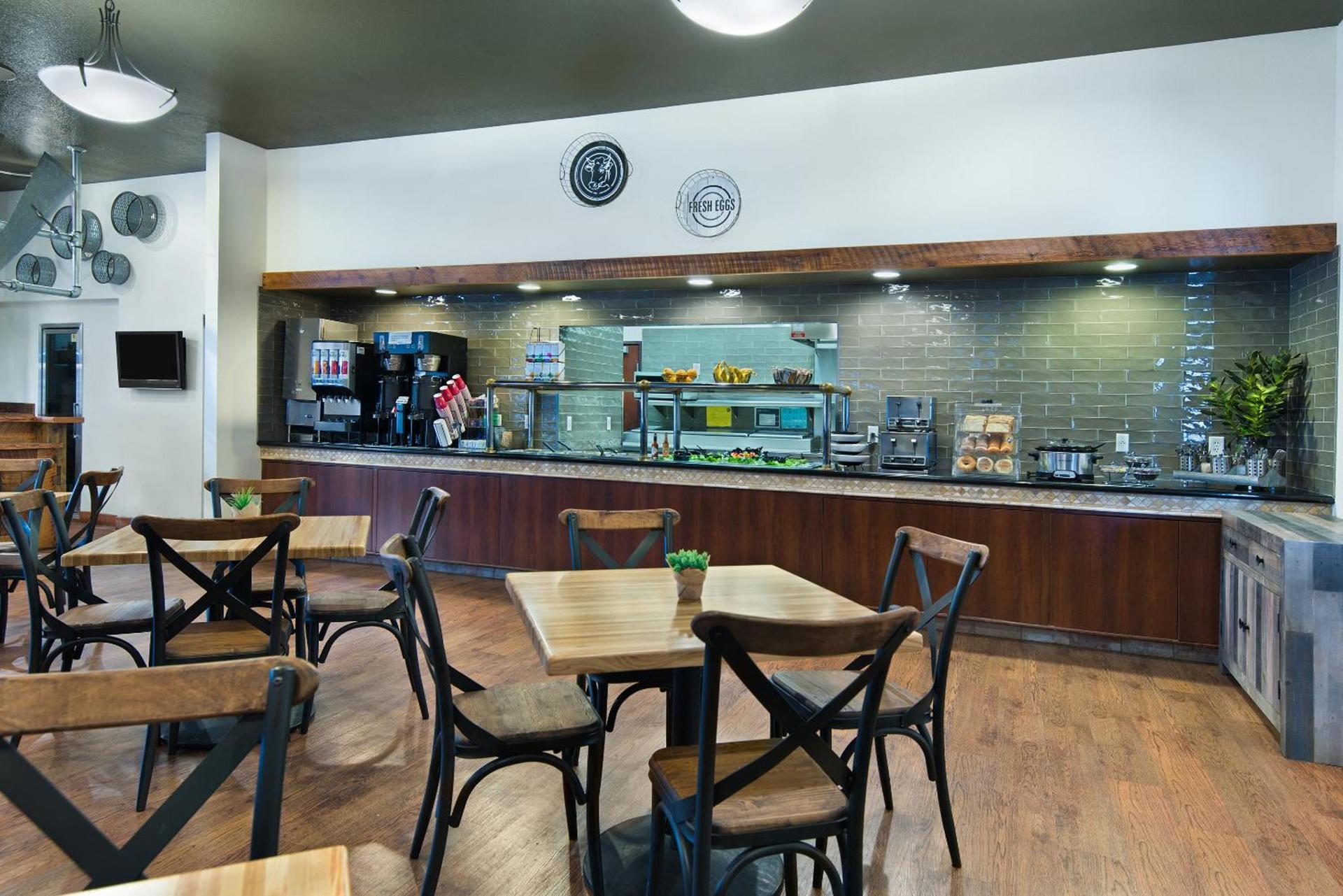 Oxford Suites Hermiston photo 22