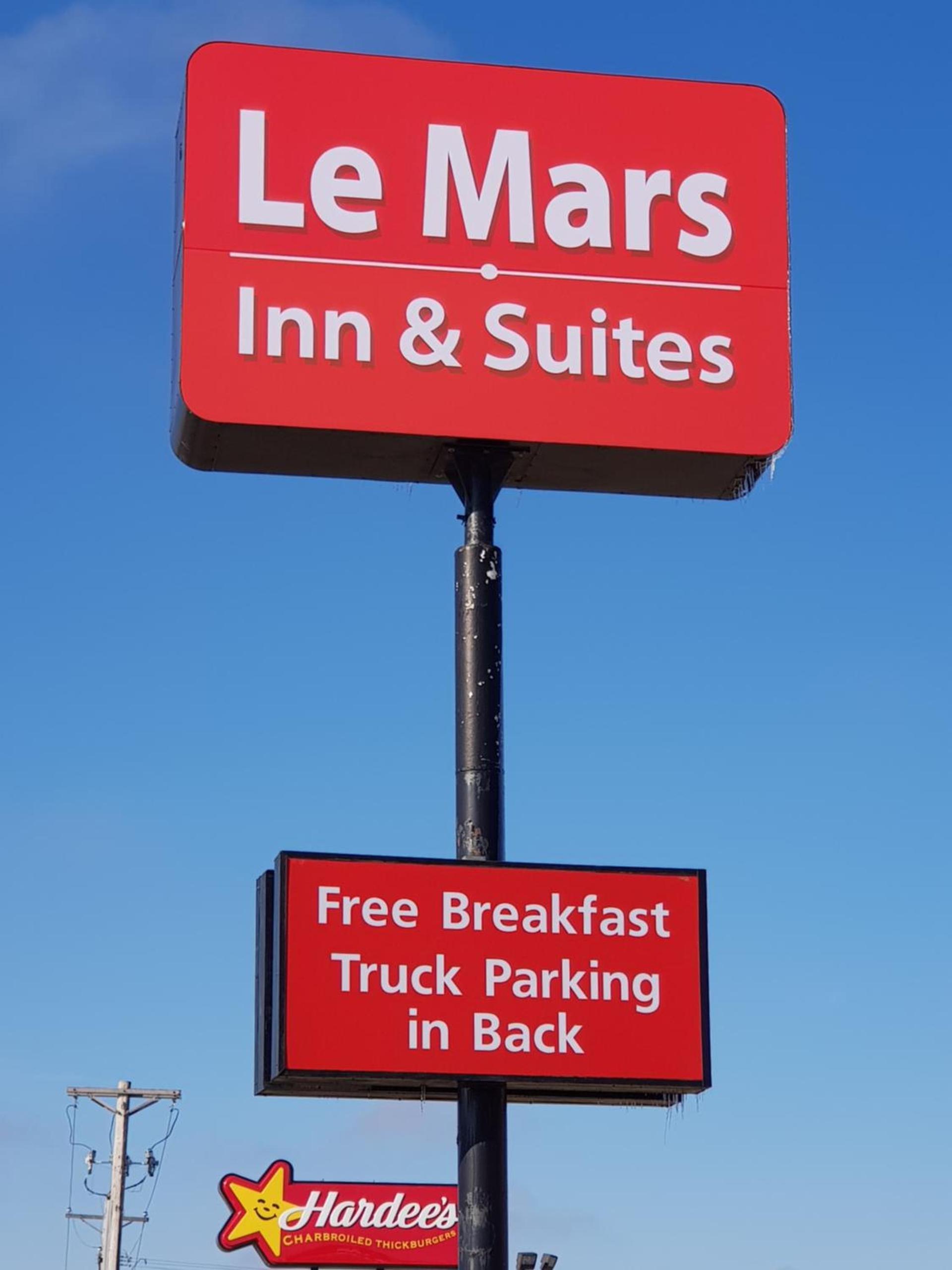 Le Mars Inn and Suites photo 12