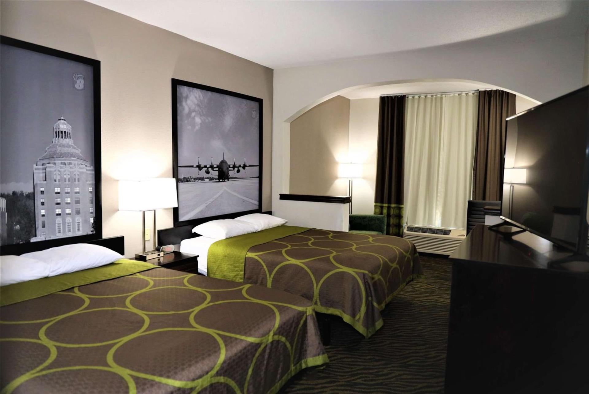 Super 8 by Wyndham High Point/Greensboro photo 12