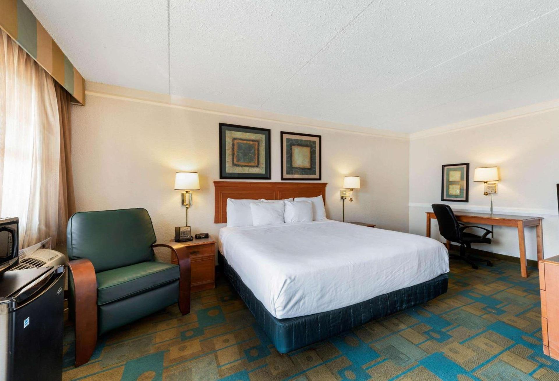 La Quinta Inn by Wyndham Bossier City photo 17